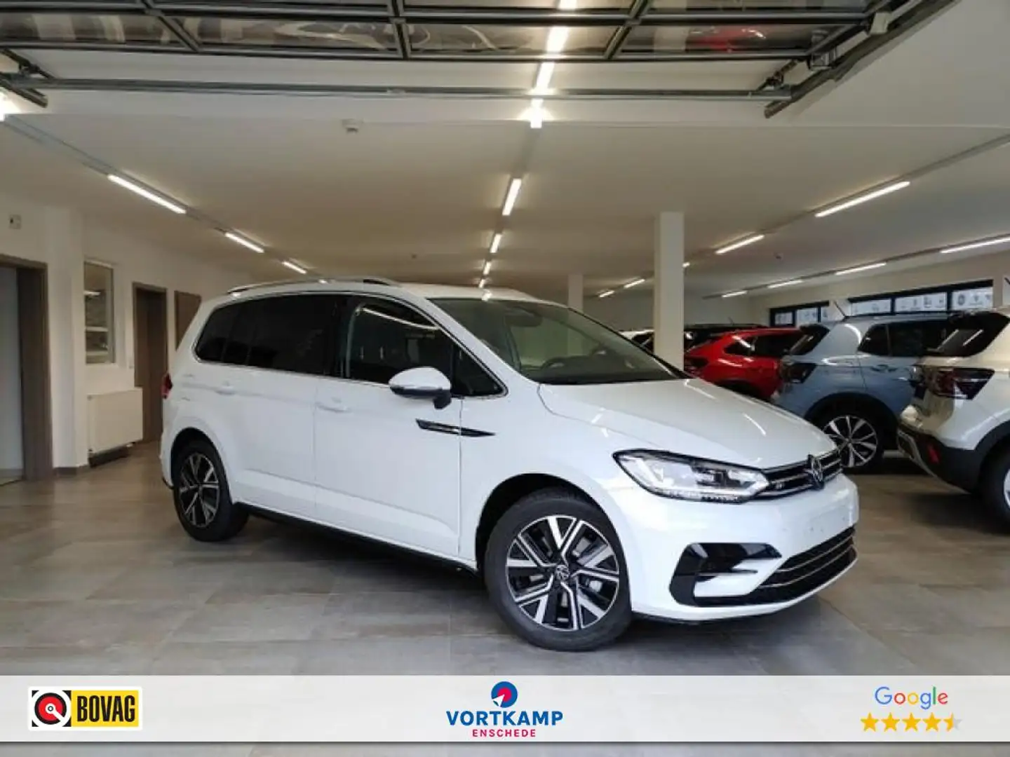 Volkswagen Touran 1.5 TSI DSG R-LINE 7P CAMERA/NAVI/ACC/STOELVERW/PD Wit - 1