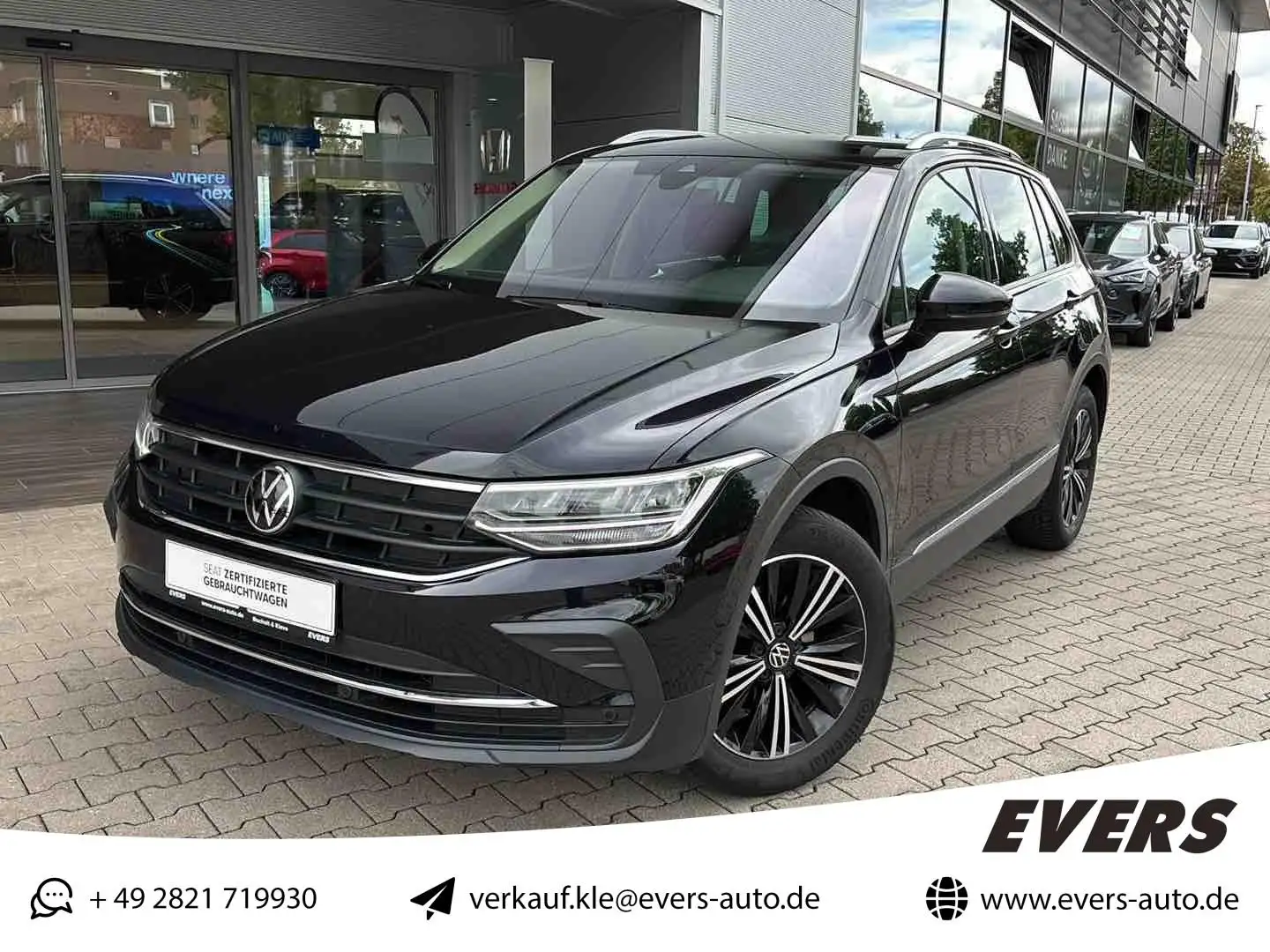 Volkswagen Tiguan 1.5 TSI ACTIVE ALLWETTER NAVI KAMERA TOTW. Zwart - 1