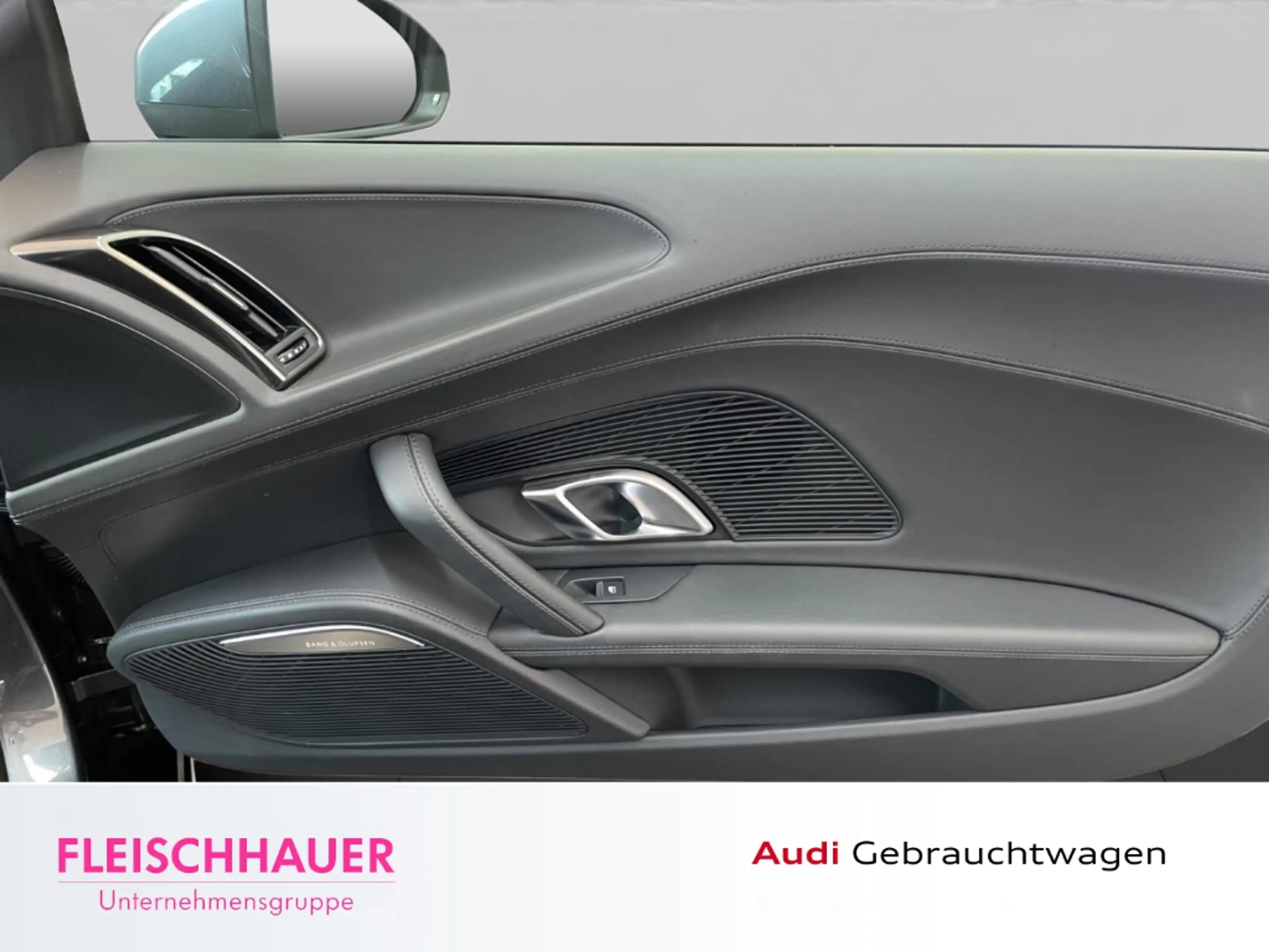 Audi R8 Coupe performance quattro LED Tel.-Vorb. Navi DAB — photo 10