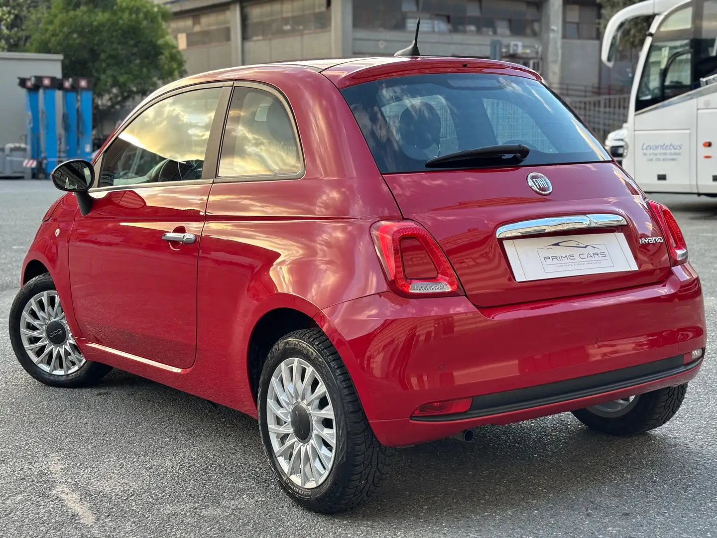 Fiat 500 500 1.0 HYBRID LOUNGE 70CV PERFETTA 20.000KM Rojo - 2