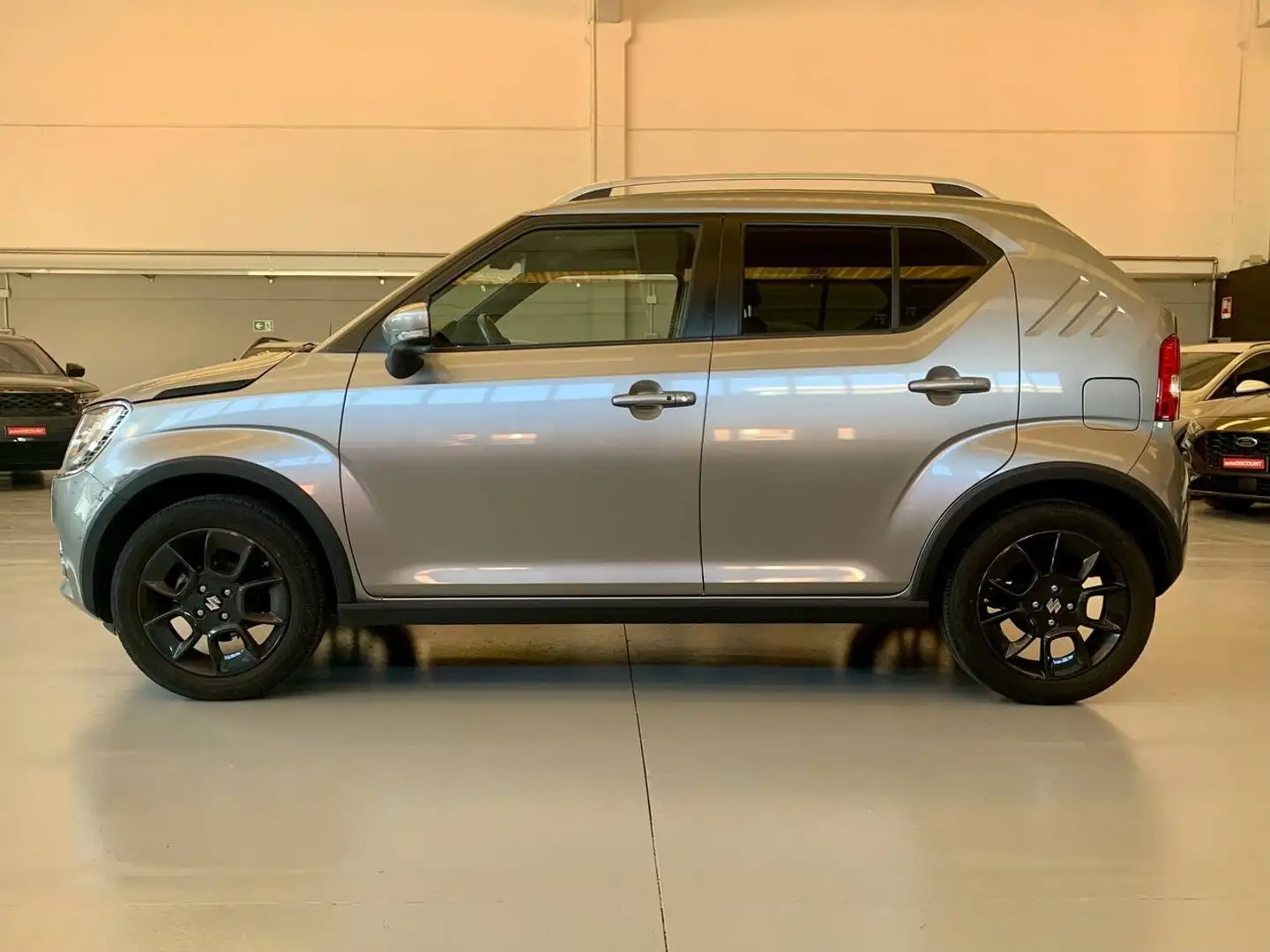 Suzuki Ignis Ignis III 2017 1.2h iTop 2wd *PREZZO PROMO* Grey - 2