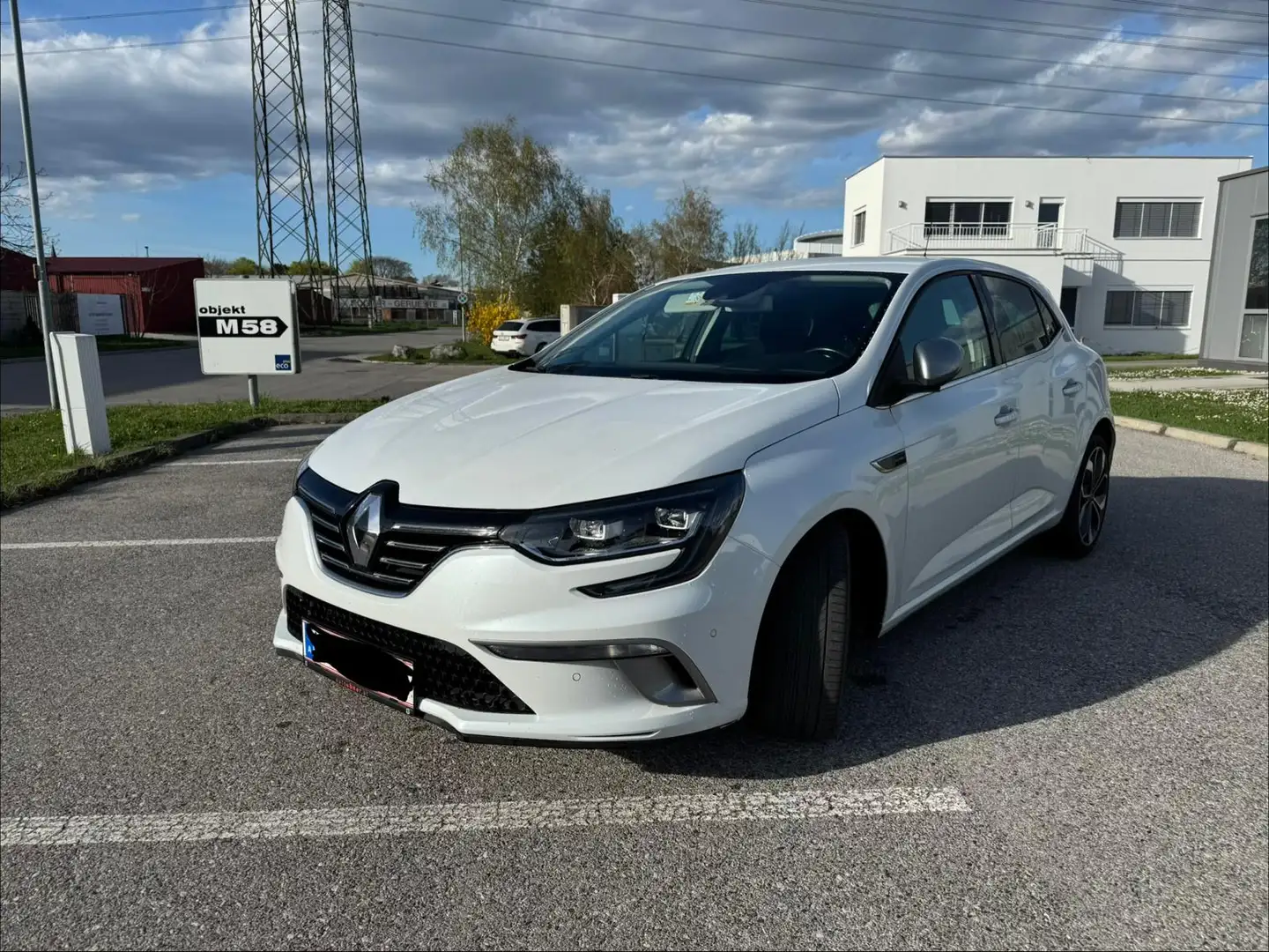 Renault Megane Mégane GT-Line TCe 160 PF EDC GT-Line Weiß - 2