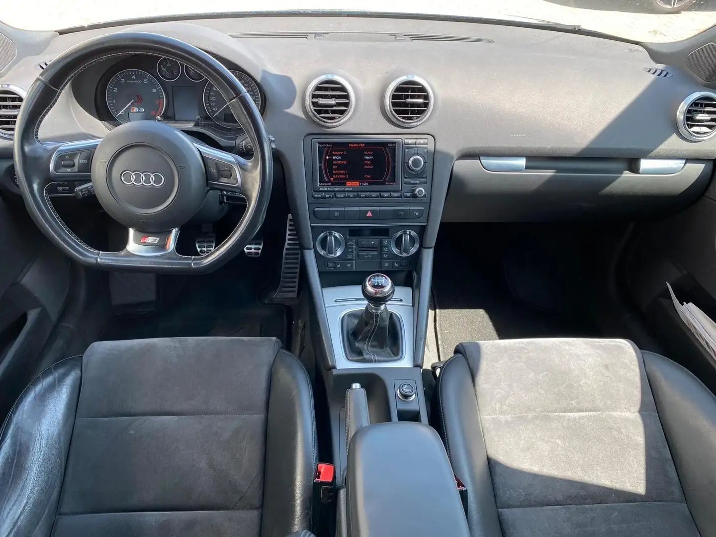 Audi S3 Sportback 2.0 TFSI quattro Blau - 2