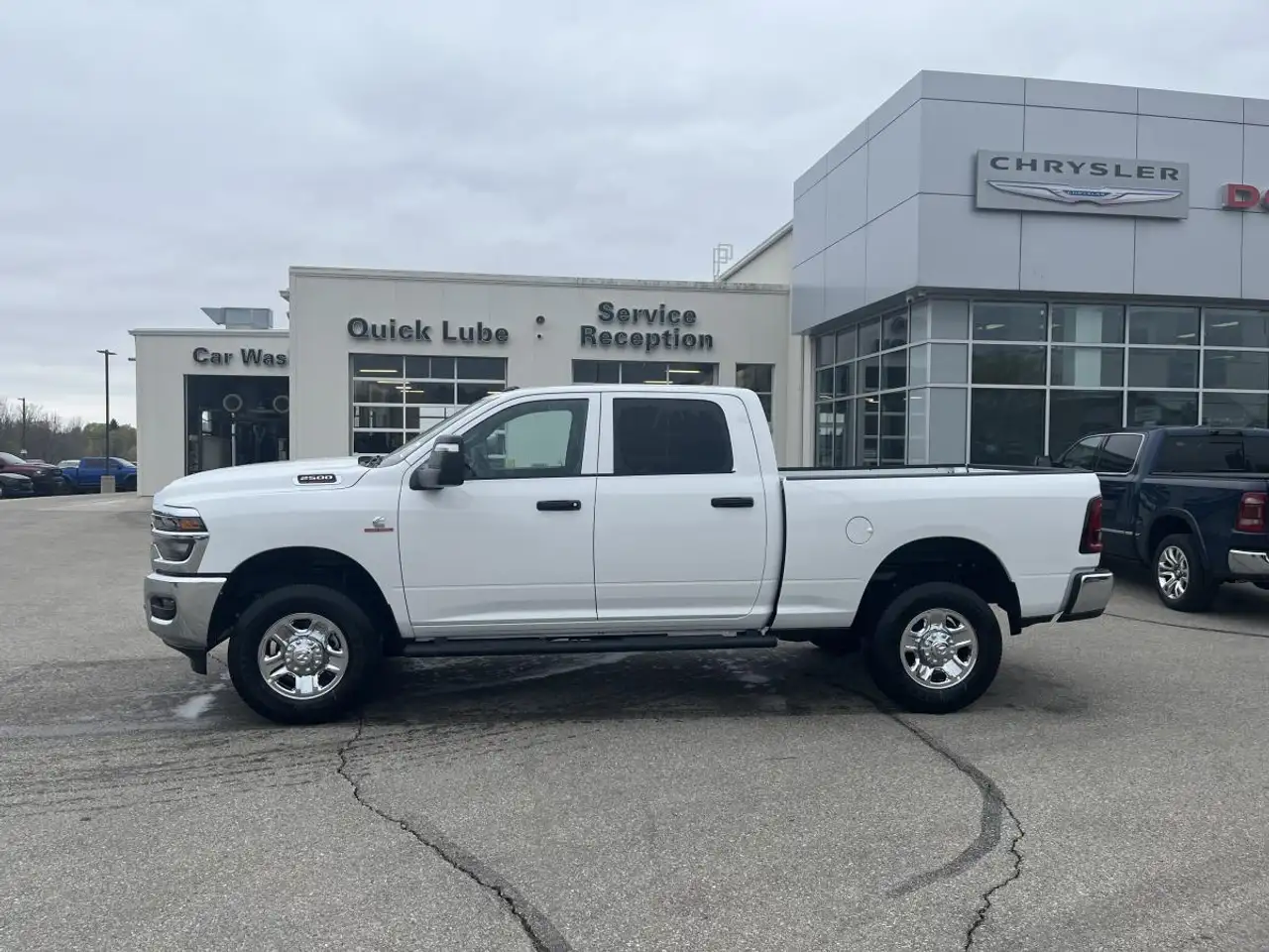 RAM 2500 снимка RAM 2500