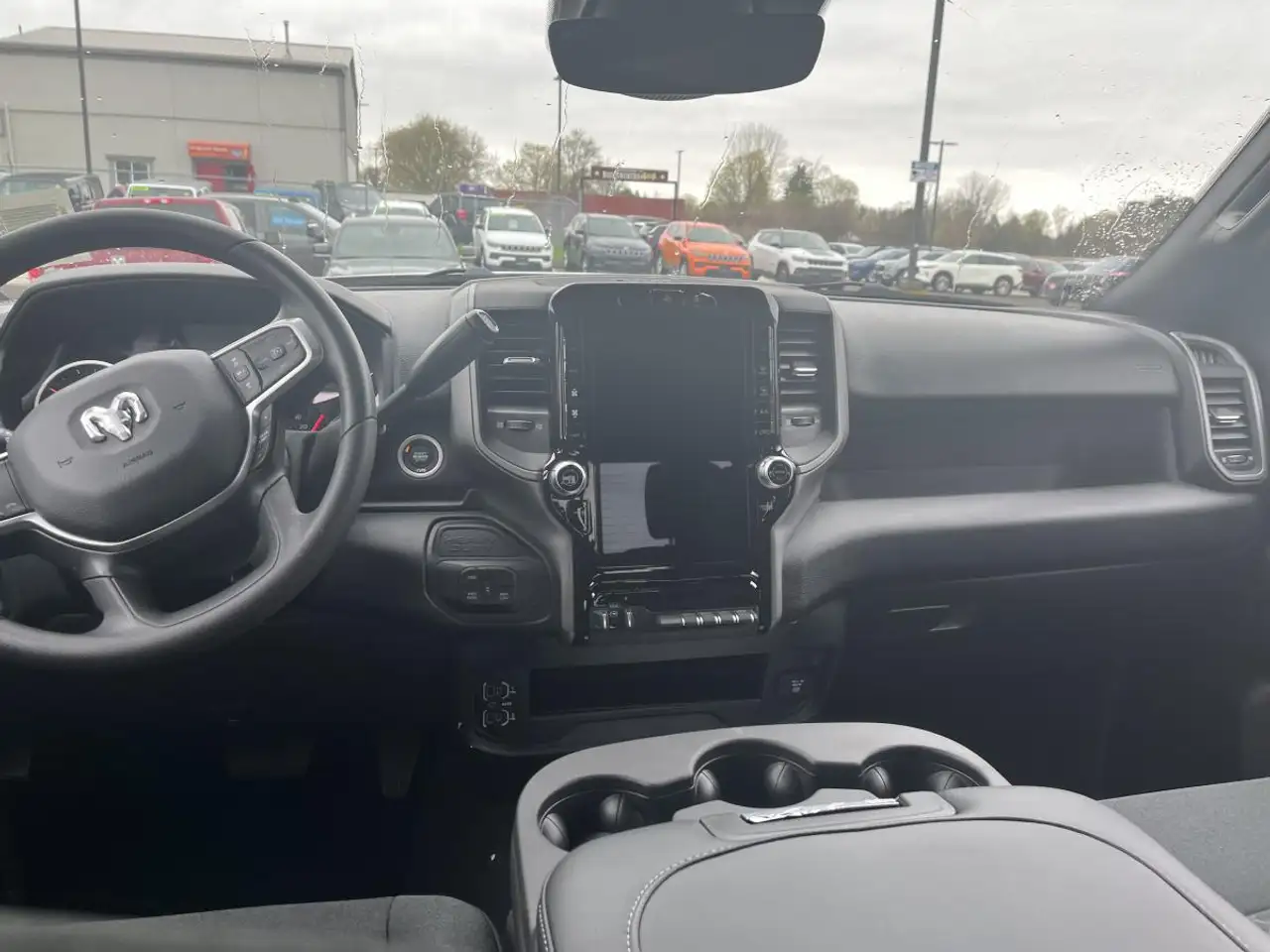 RAM 2500 снимка RAM 2500