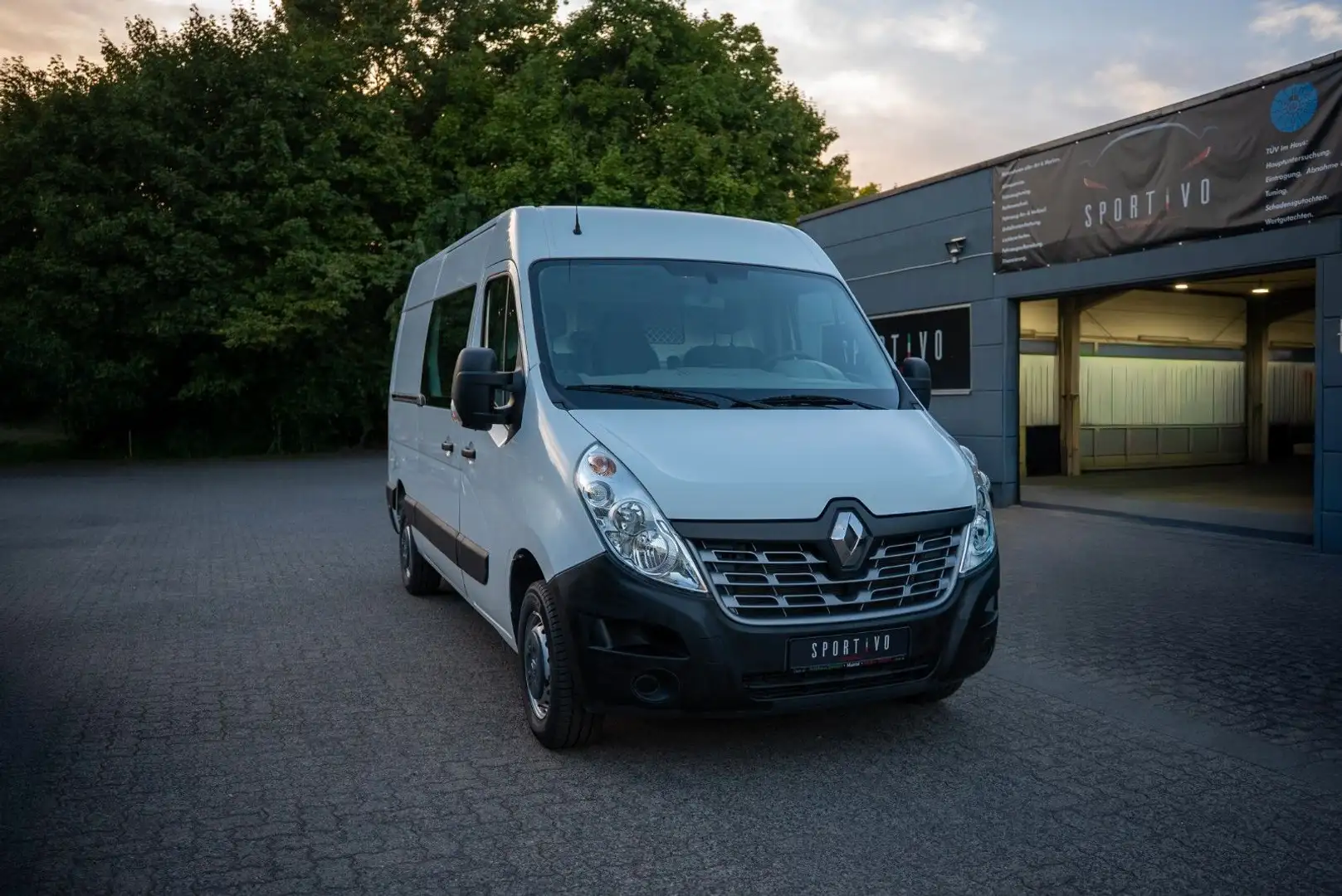 Renault Master III Kasten L2H2 HKa 3,5t Klima TÜV NEU!! Weiß - 2