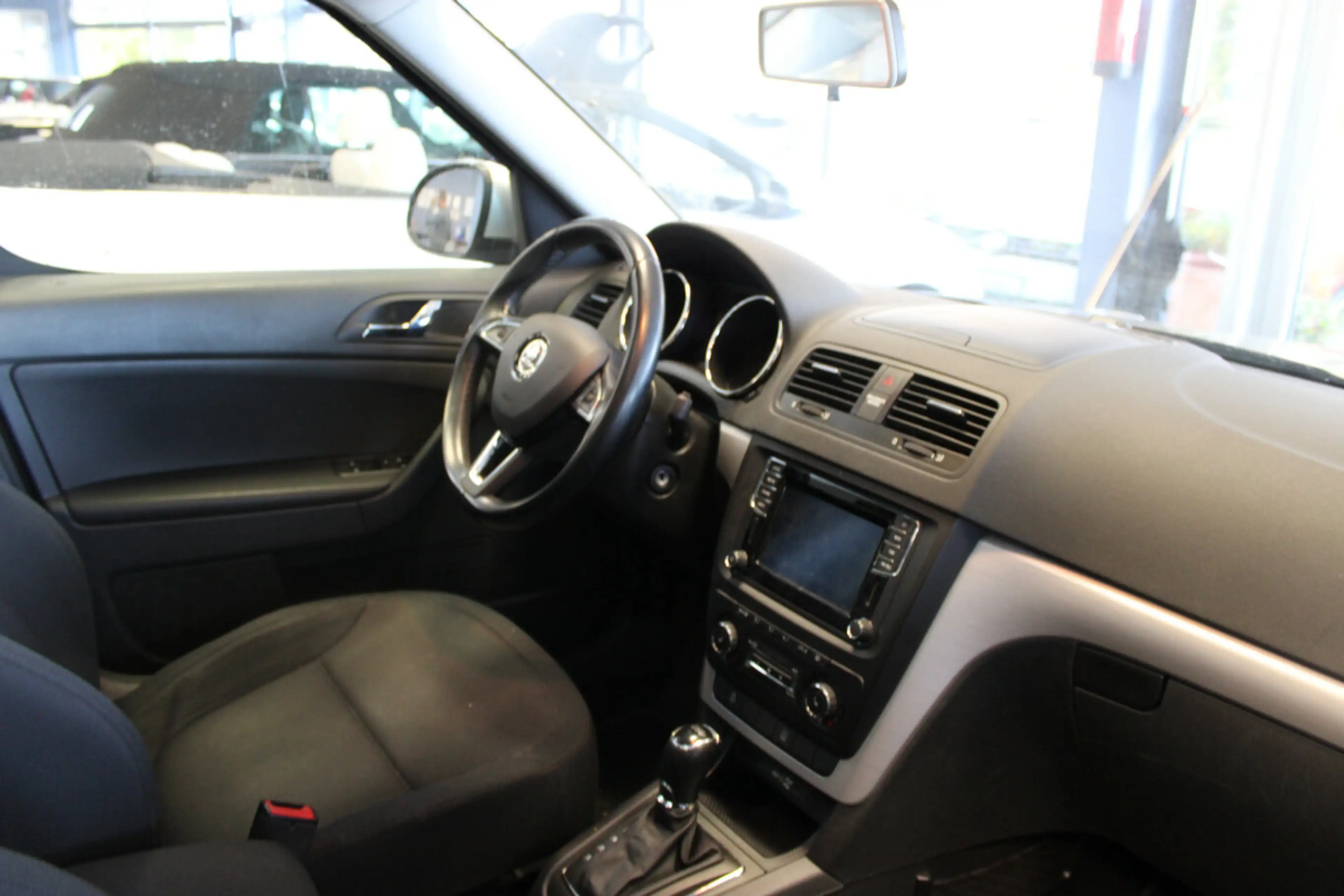 Skoda Yeti Outdoor 1.4 TSI DSG Ambition — photo 9