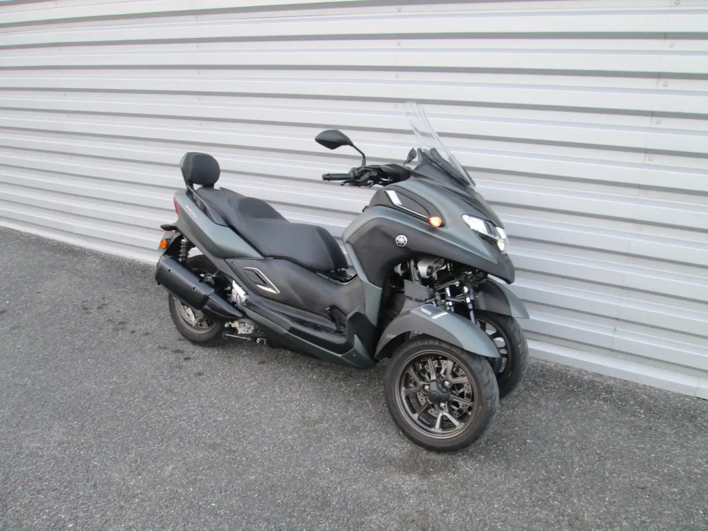 Yamaha TriCity Verde - 1