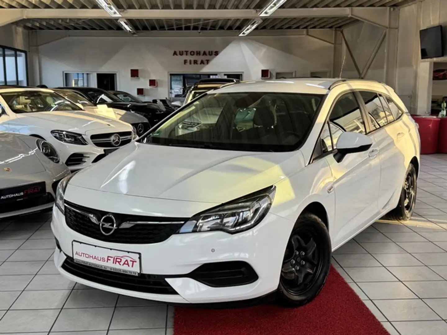 Opel Astra Sports Tourer 1,5 CDTI Edition Navi+AHK+SHZ Silber - 1