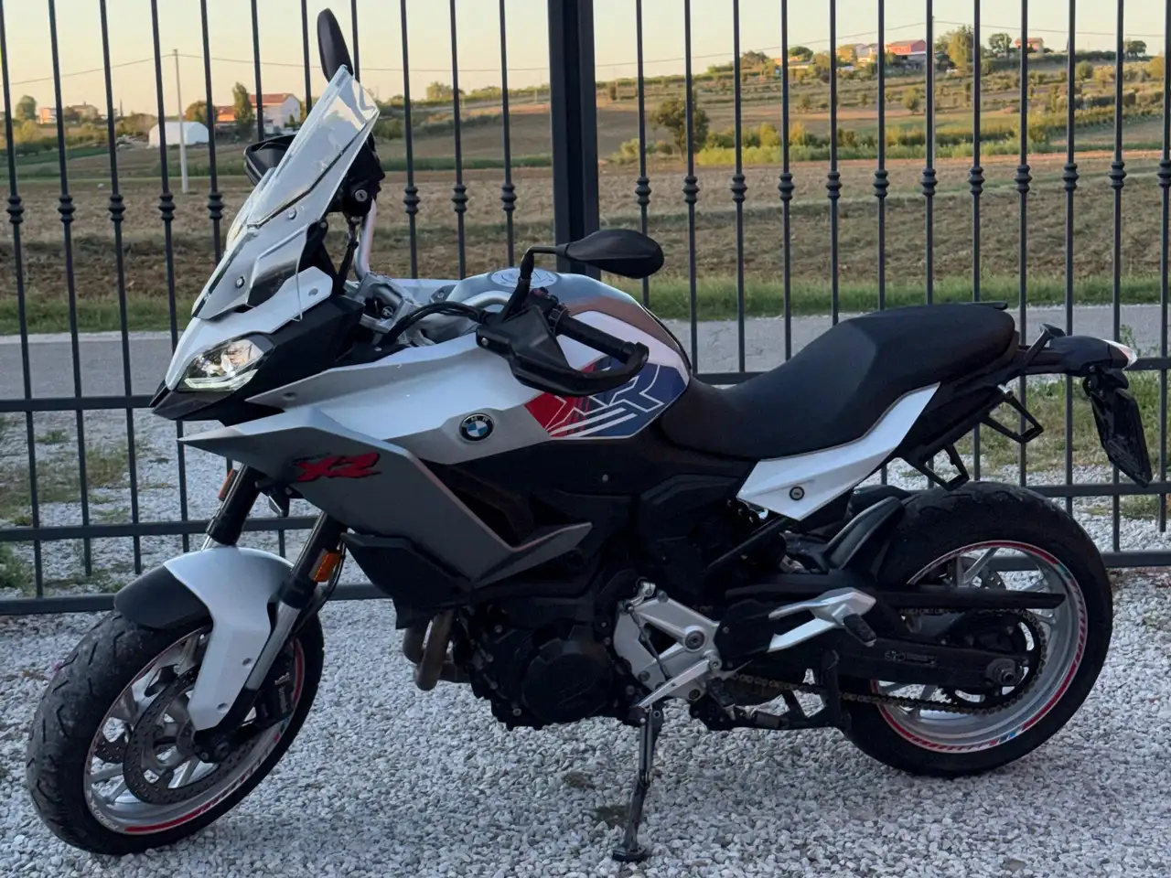 BMW F 900 XR