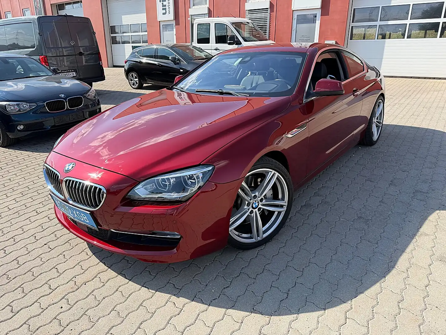 BMW 650 i xDrive F13 Coupe Zweitbesitz Rot - 2