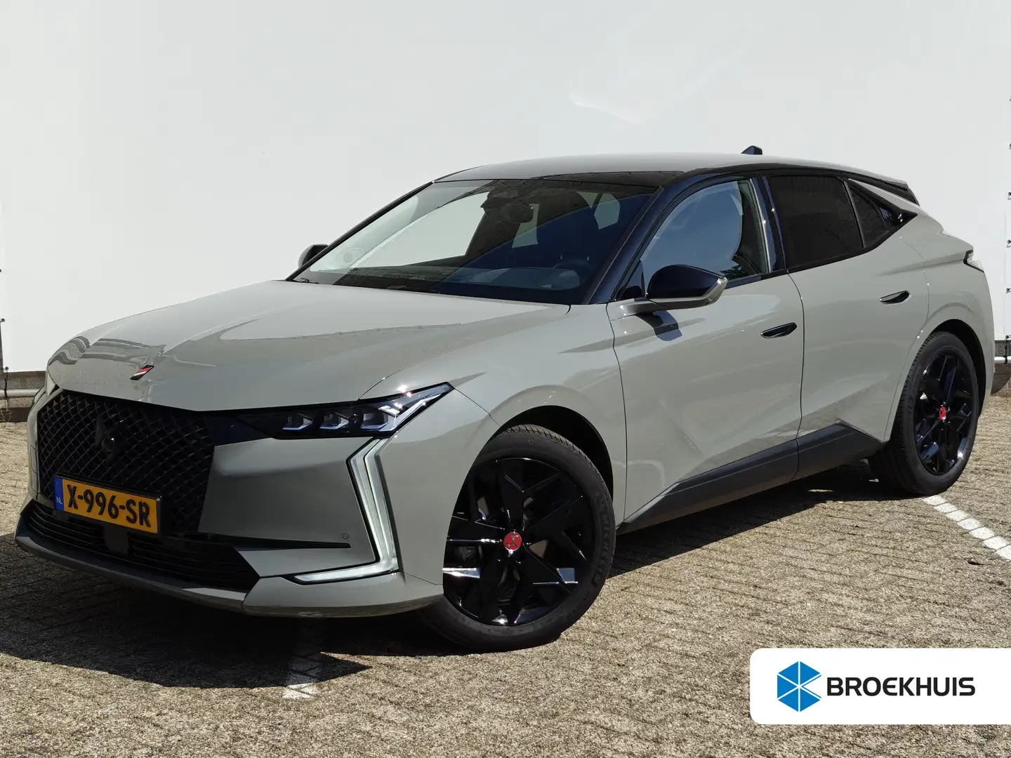 DS Automobiles DS 4 1.2 PureTech Performance Line+ | Achteruitrij assi Grau - 1