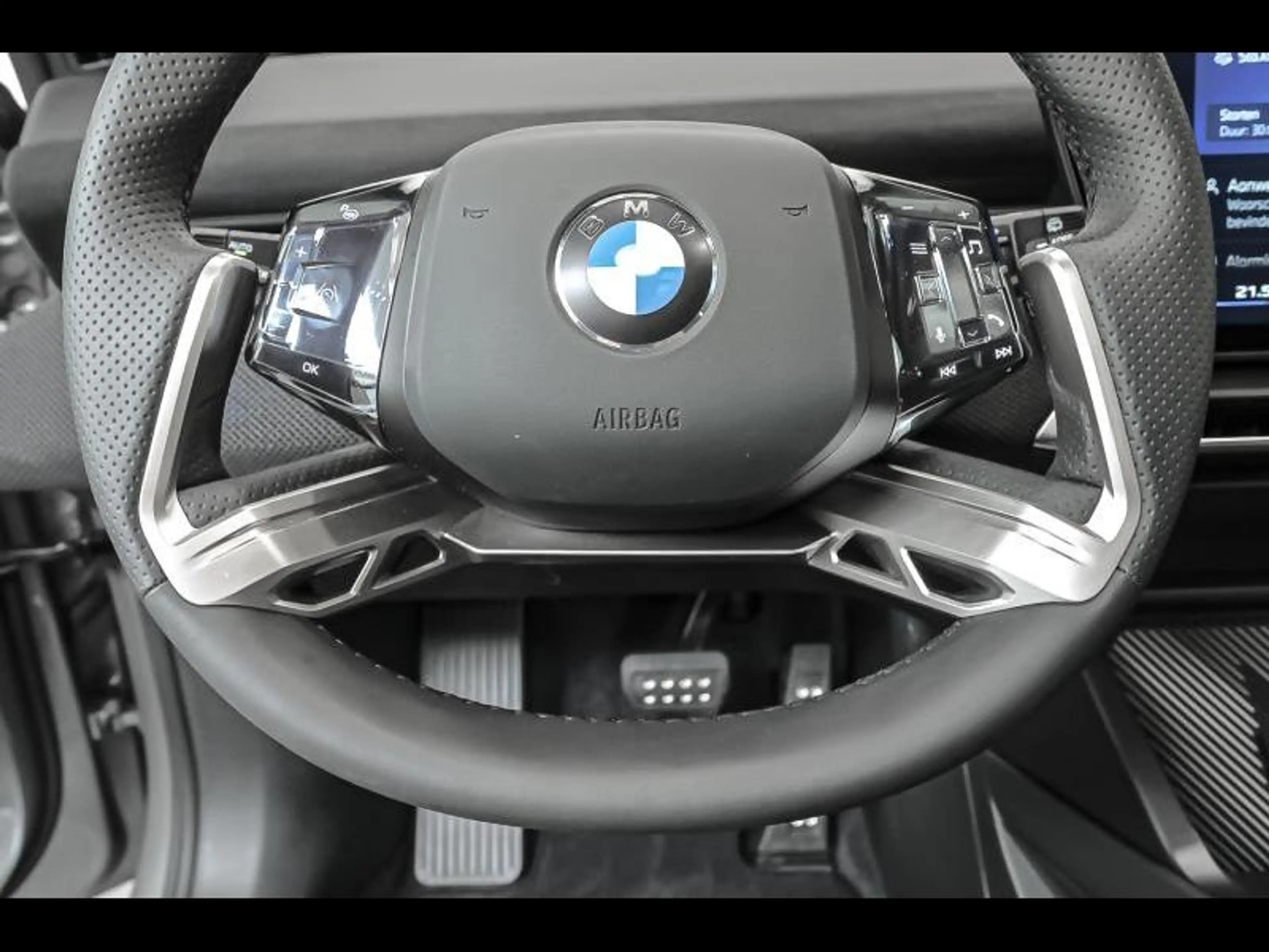 BMW iX3 xDrive50 - M Pack Pro — photo 8