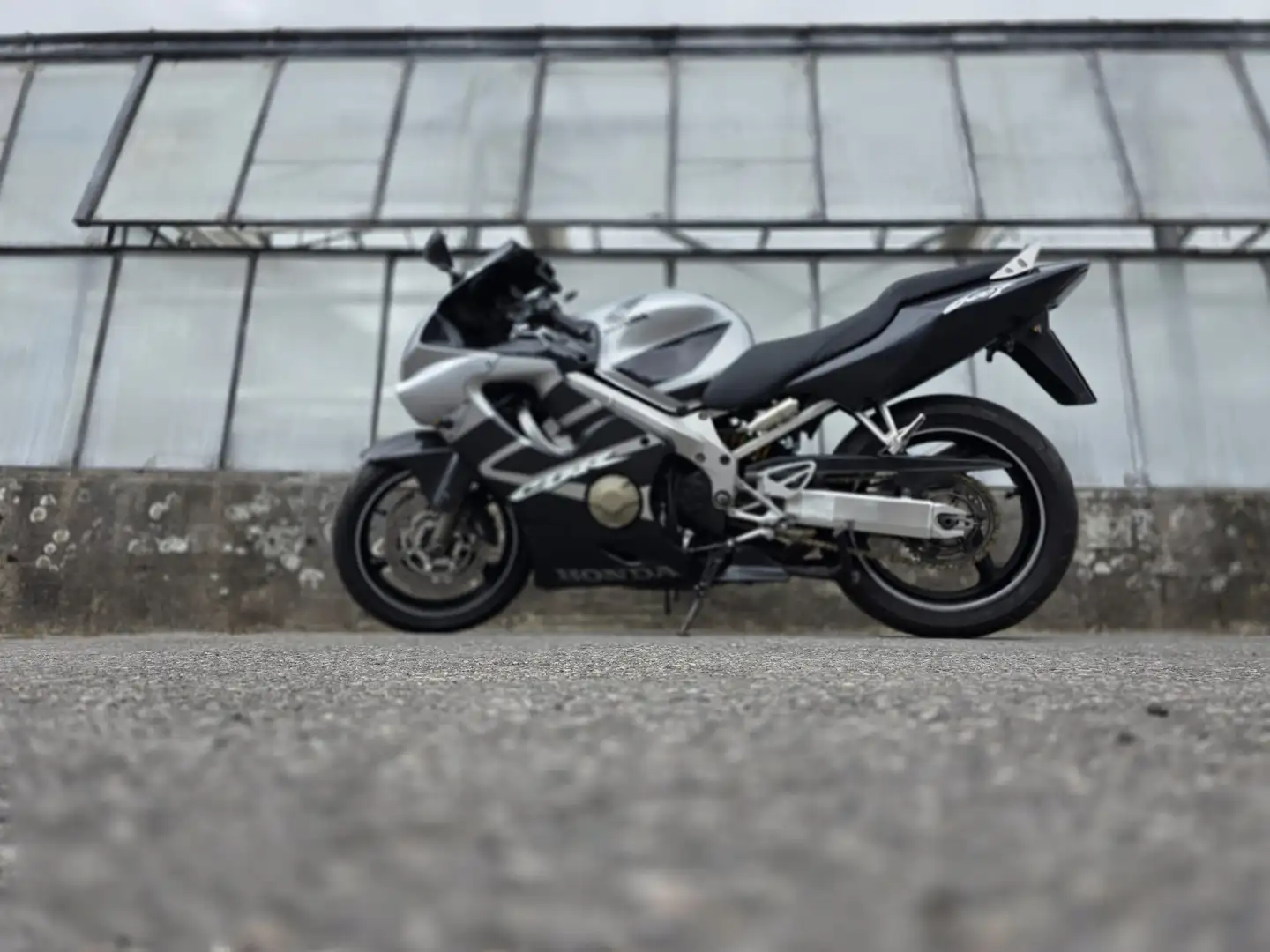 Honda CBR 600 PC35 - 1