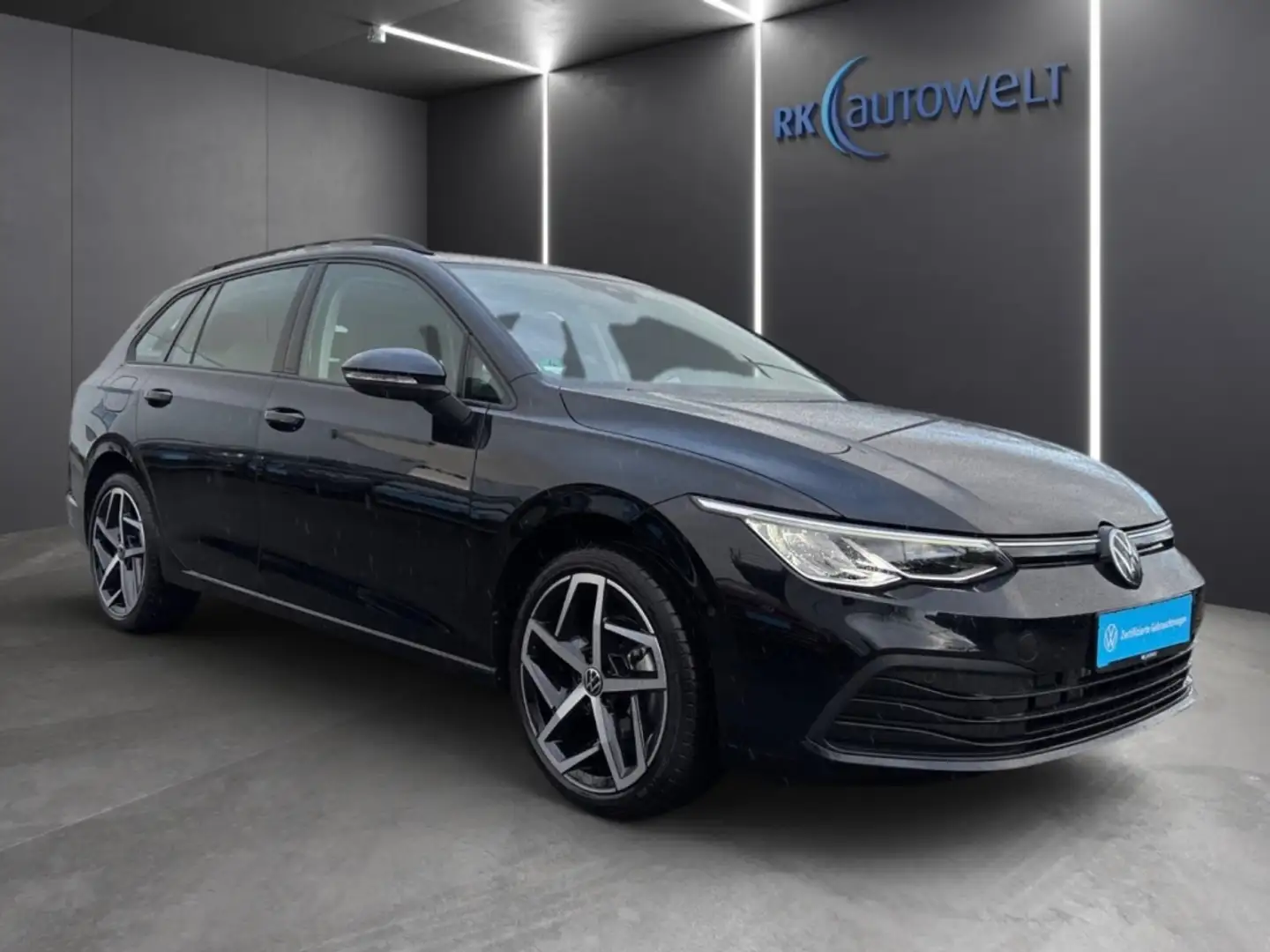 Volkswagen Golf Variant 8 VIII 1.5 Life eTSI Panodach Navi ACC Schwarz - 2