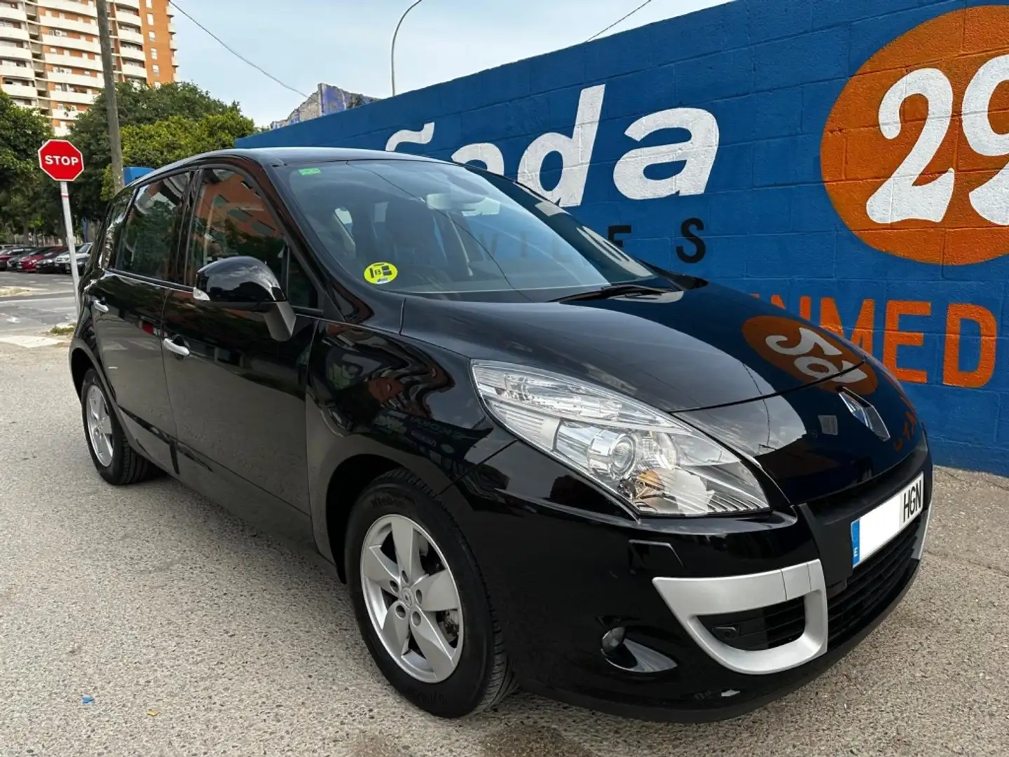 Renault Scenic 1.6dCi Dynamique Energy 130 S&S Negro - 1