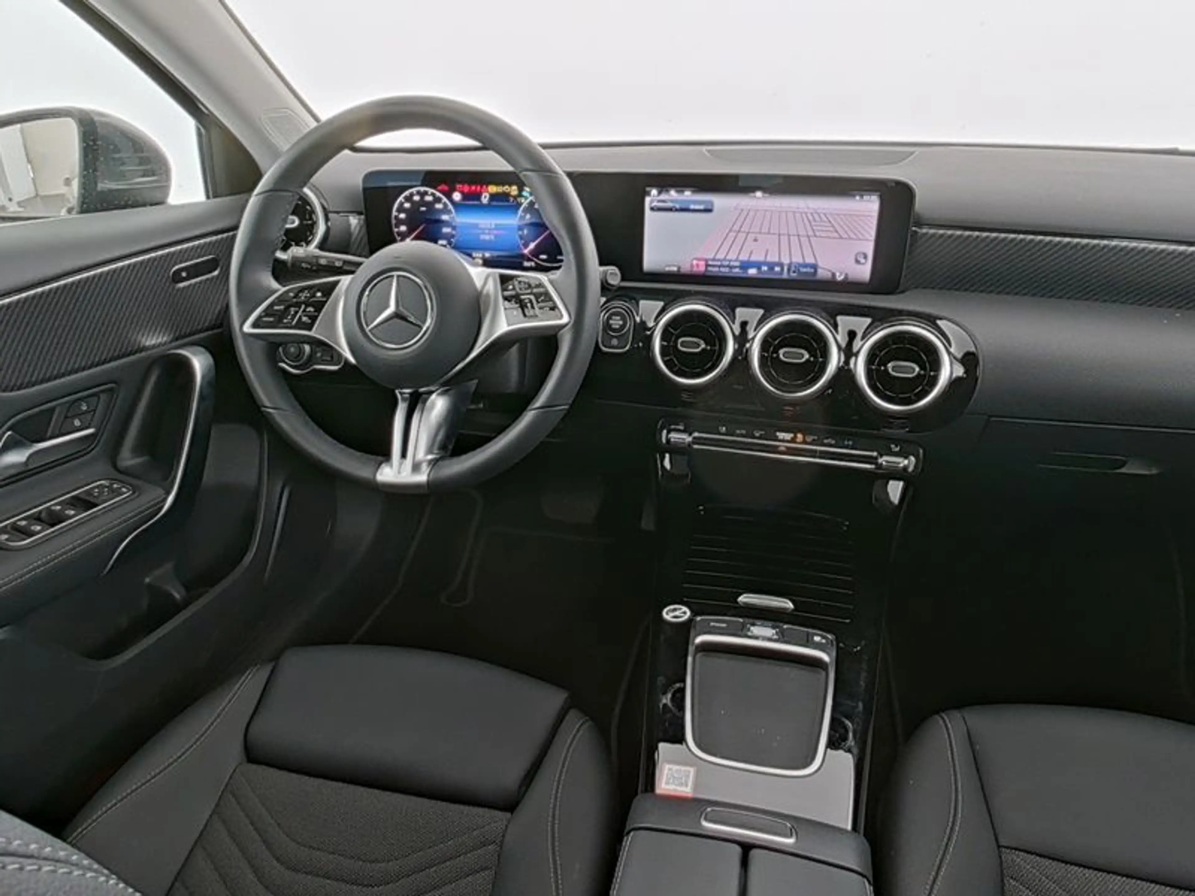 Mercedes-Benz A 200 , PROGRESSIVE KAMERA SPUR PDC SHZ — photo 8