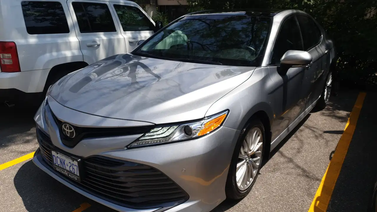 Toyota Camry снимка Toyota Camry