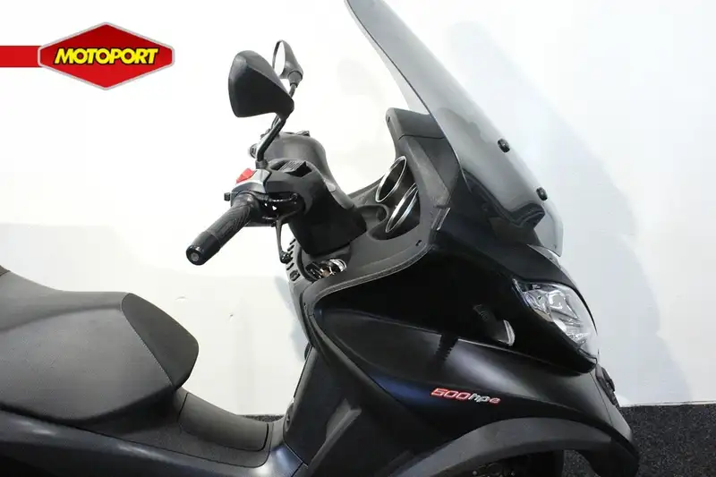 Piaggio MP3 500 - foto 6