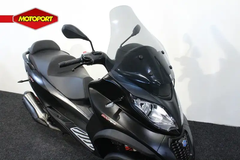 Piaggio MP3 500 - foto 8