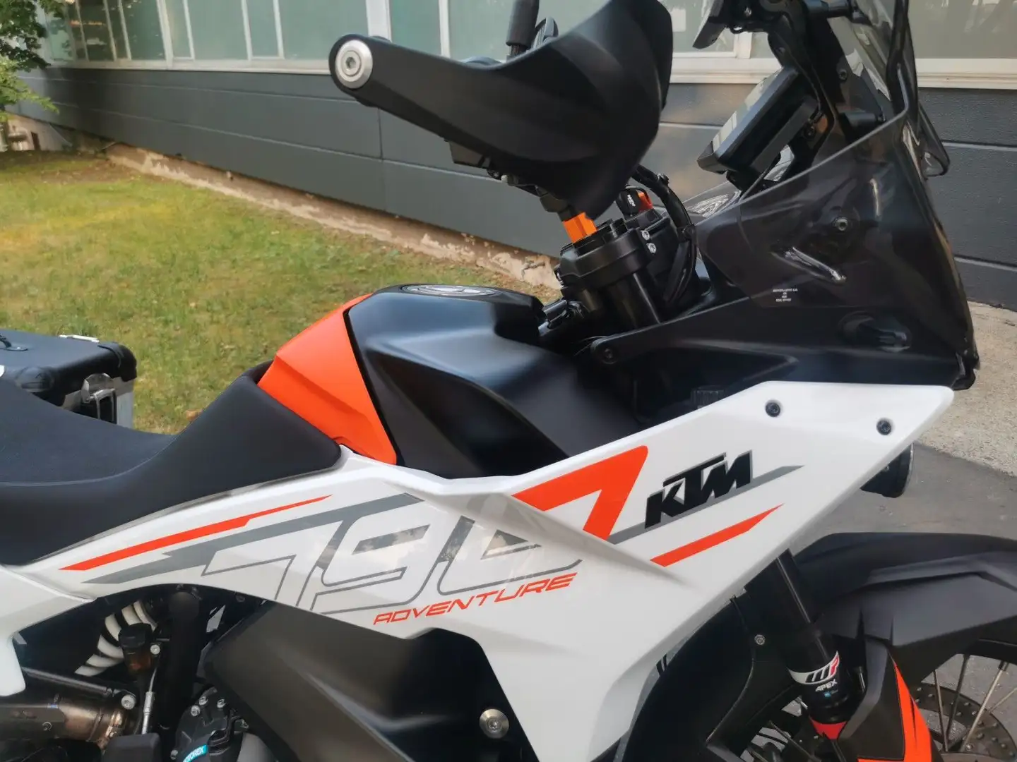 KTM 790 Adventure Blanc - 2
