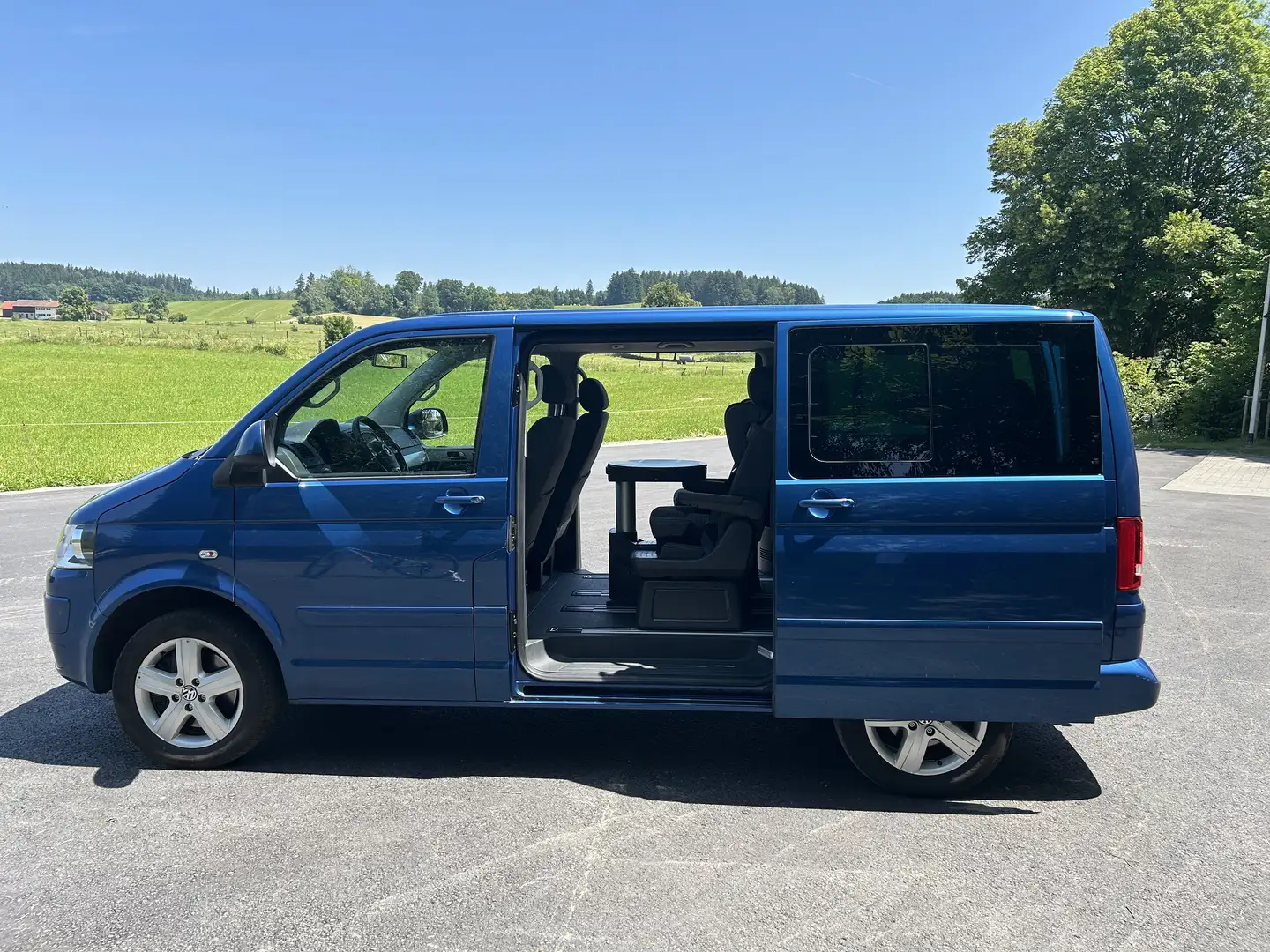 Volkswagen T5 Multivan DSG*4Motion*DSG*AHK*STDH*Tüv&Service neu - 2