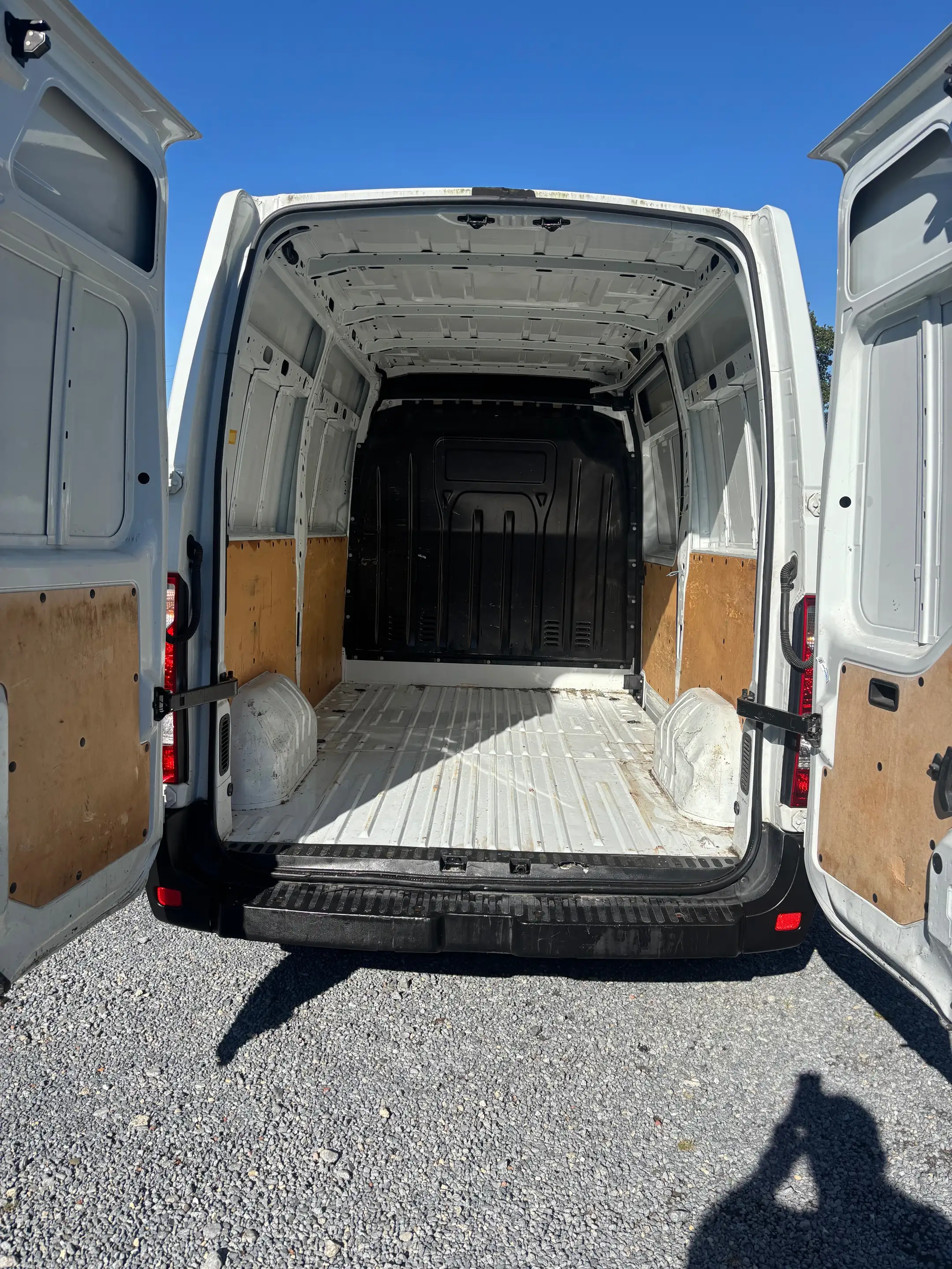 Renault Master 2.3 dCi 33 L2H2 Grand Confort — photo 14