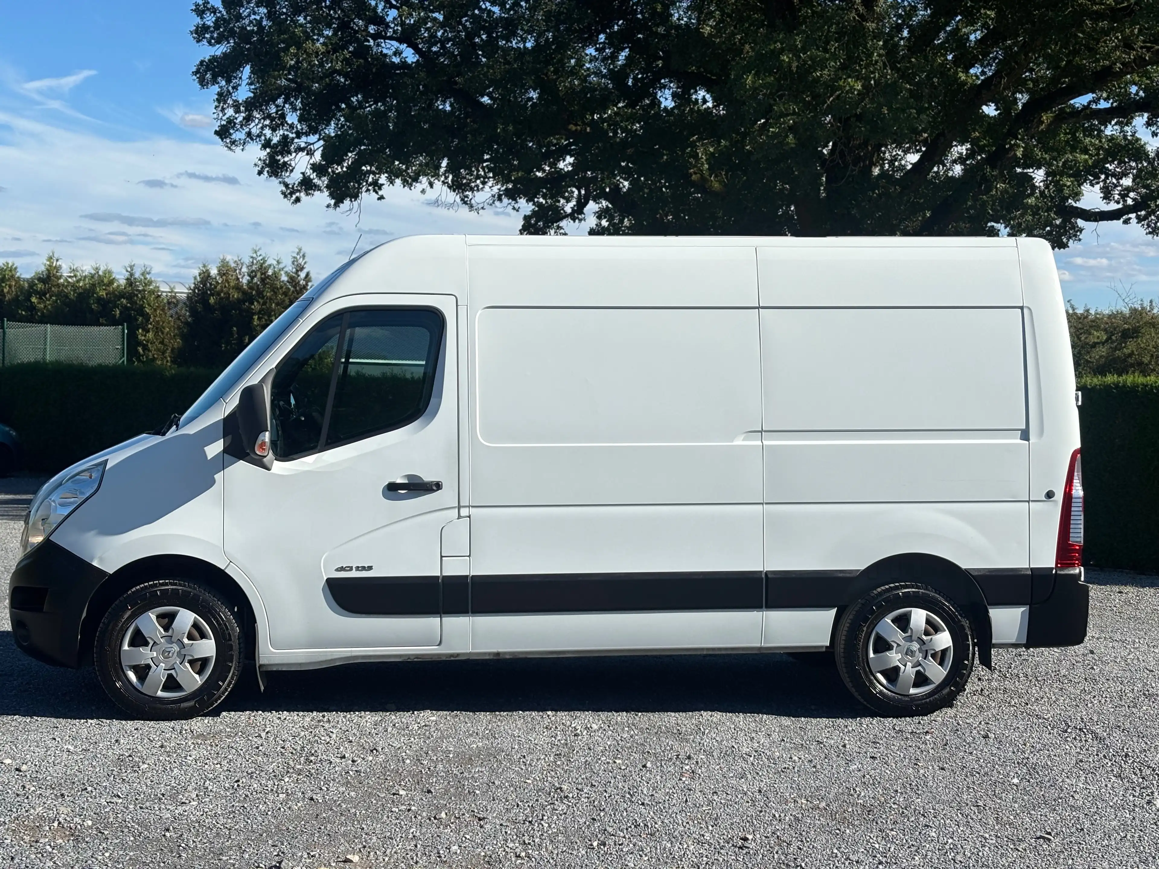 Renault Master 2.3 dCi 33 L2H2 Grand Confort — photo 5