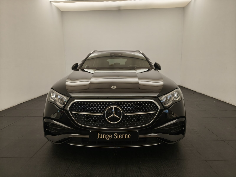 Mercedes-Benz E 200 E 200 T AMG Advanced AHK Fahrassi Plus Ambiente — photo 2
