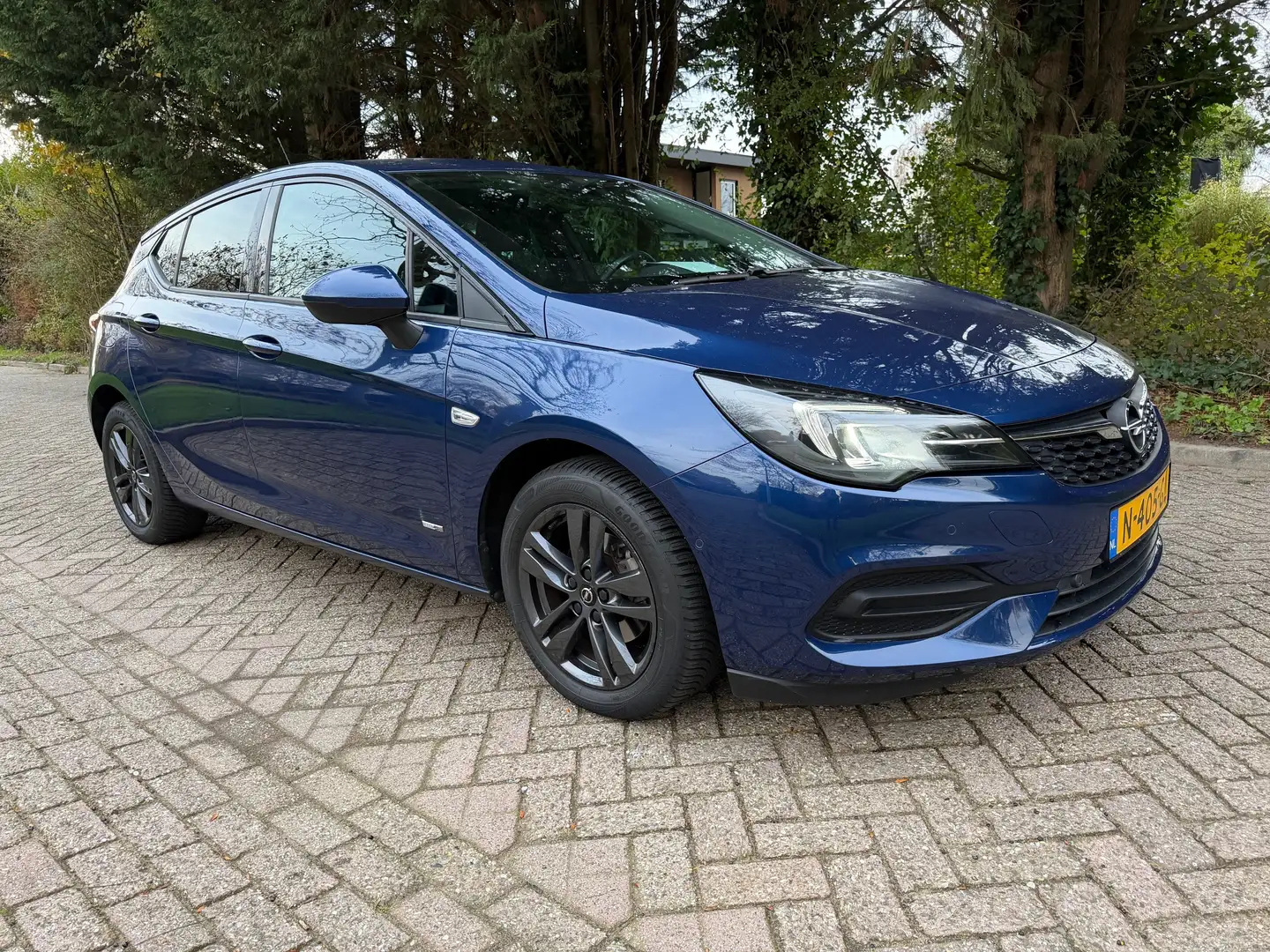 Opel Astra 1.2 Design & Tech 110pk Bleu - 1