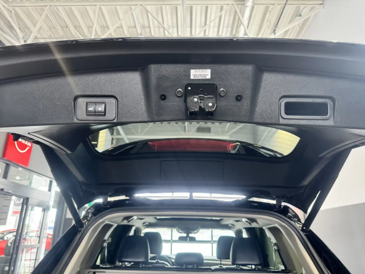 Nissan Rogue снимка Nissan Rogue