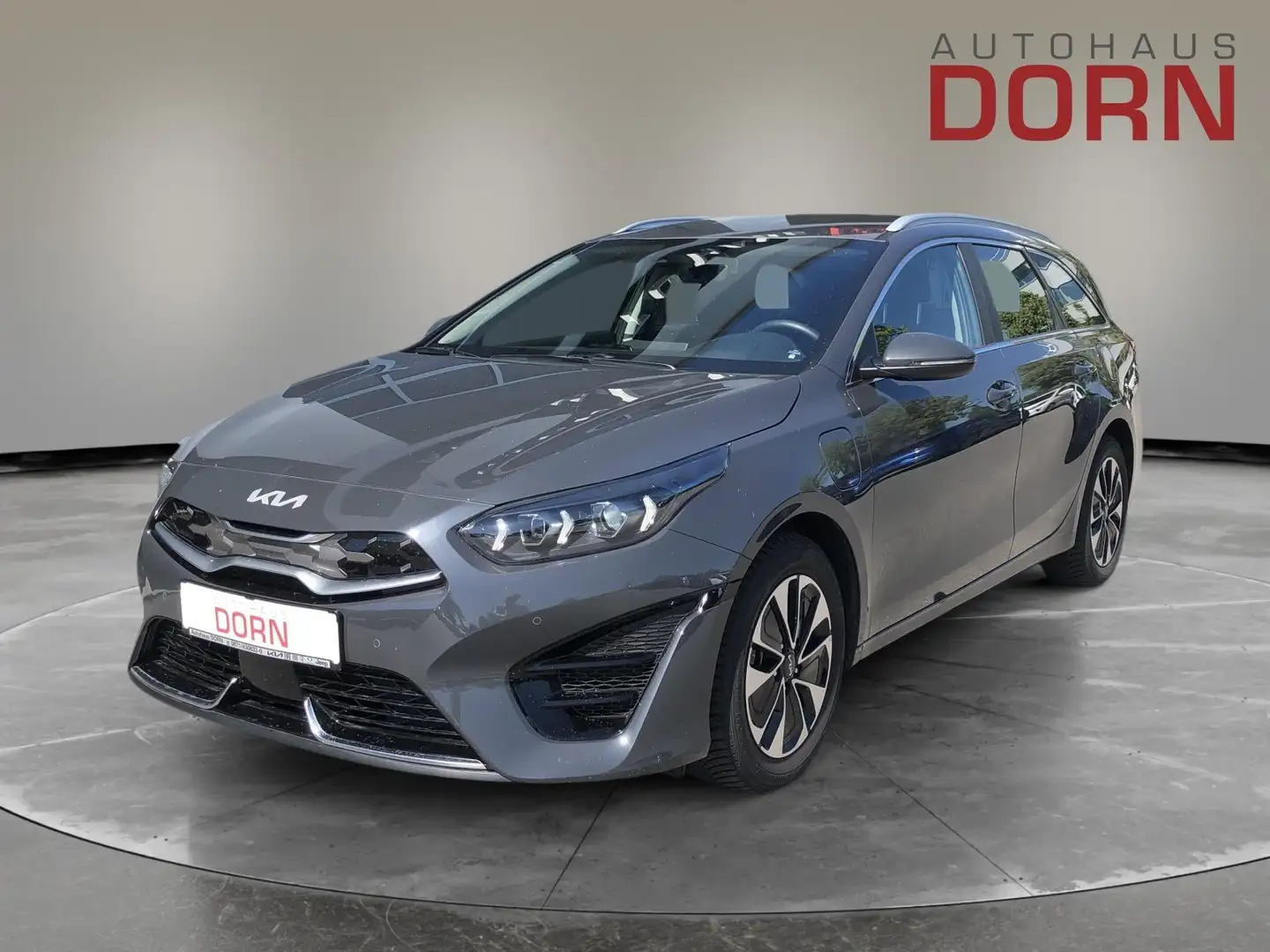 Kia Ceed SW / cee'd SW Spirit 1.6 PHEV Technologie-/ Sitzkomfort-Paket Grau - 1