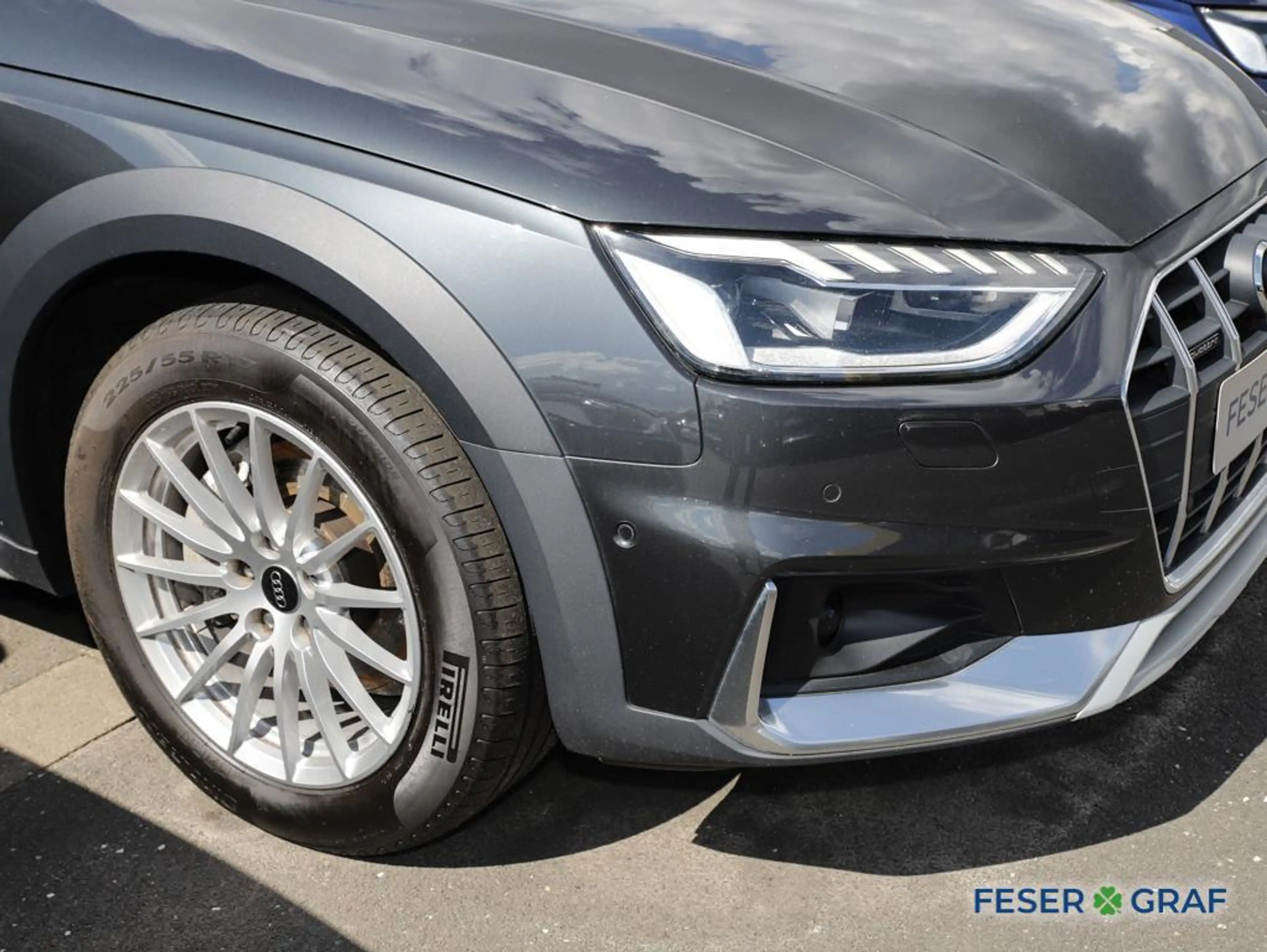 Audi A4 allroad 40 TDI qu AHK,LED,Navi,PDC — photo 3