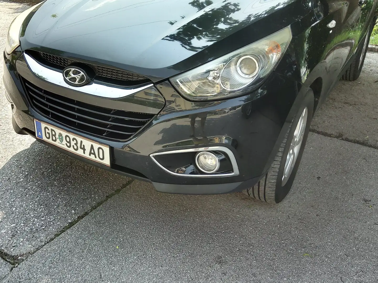 Hyundai iX35 iX35 2,0 CRDi Spirit 2WD Spirit Schwarz - 2