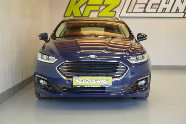 Ford Mondeo view 9