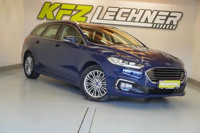 Ford Mondeo view 3