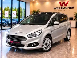 Ford S-Max S MAX Titanium * 7 Sitze * Navi *Panorama*