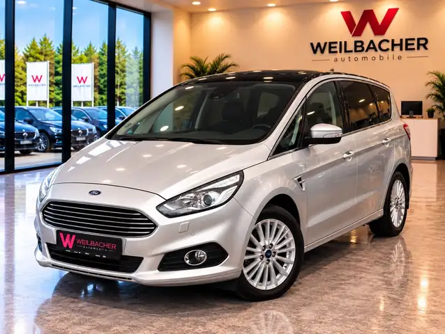 Ford S-Max S MAX Titanium * 7 Sitze * Navi *Panorama*
