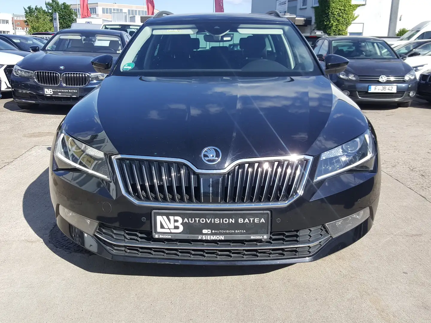 Skoda Superb Combi 2.0 TDI 4x4 DSG Ambition Nero - 2