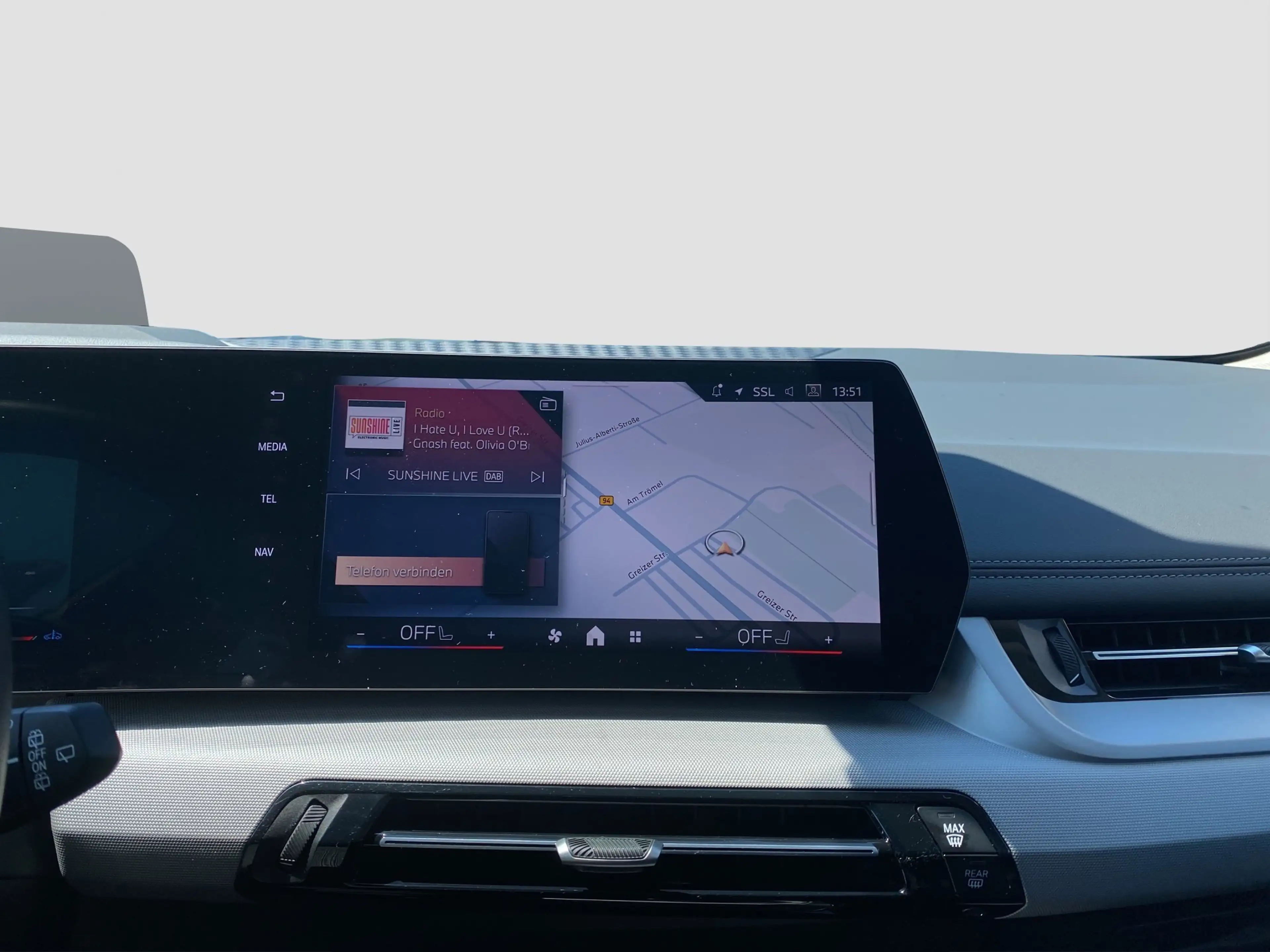 BMW 220 220d Active Tourer ACC SpurAss 360° AHK HUD HiFi N — photo 14