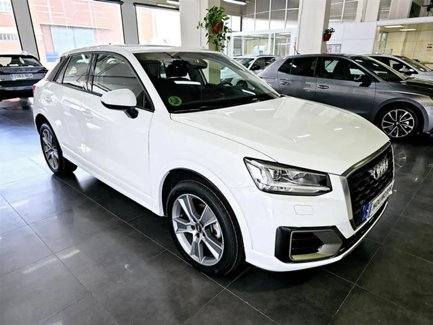 Audi Q2 35 TFSI Design S tronic 110kW Blanco - 2