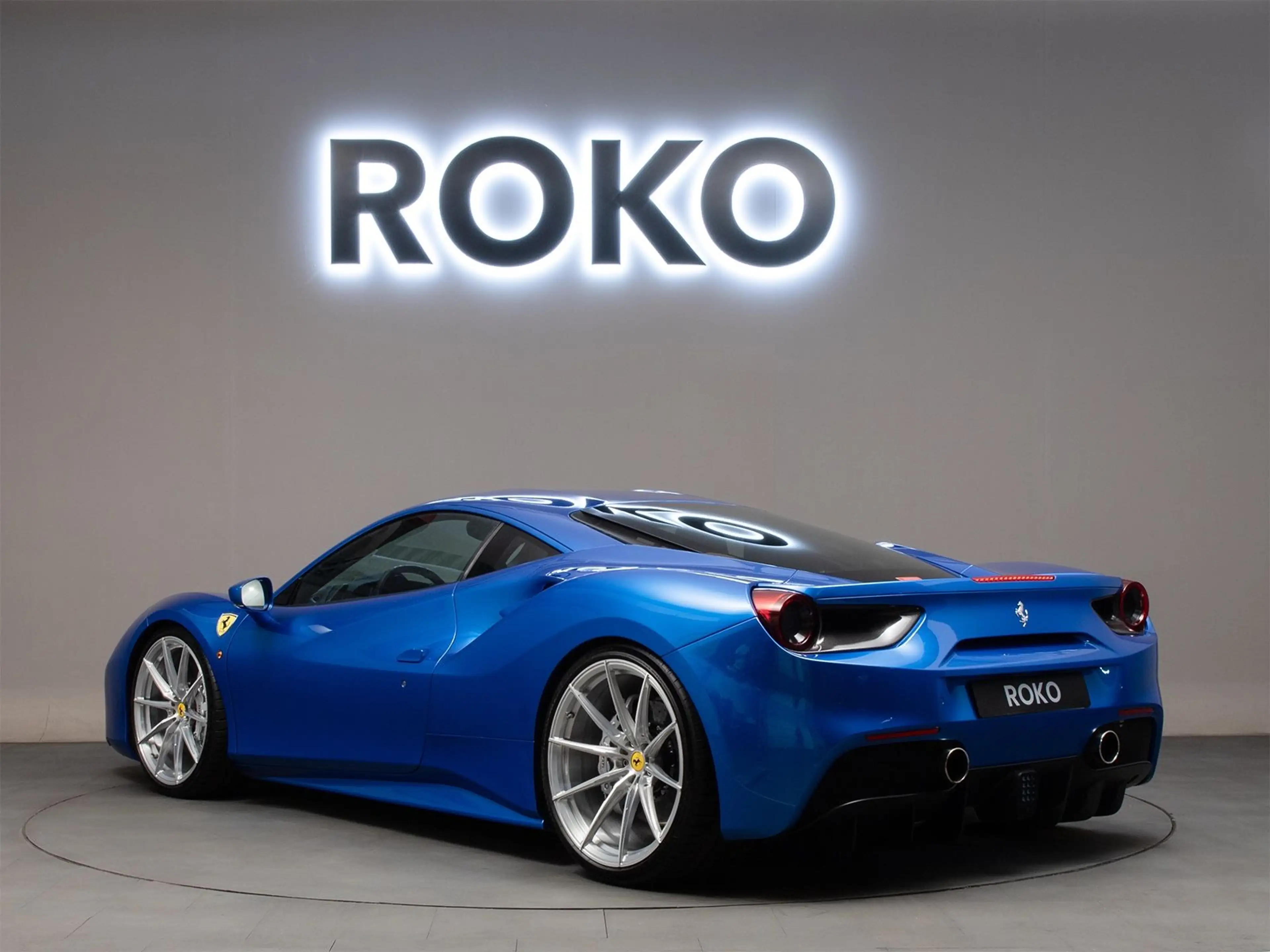 Ferrari 488 Coupé LIFT Carbon JBL Keramik CAM Leder — photo 9