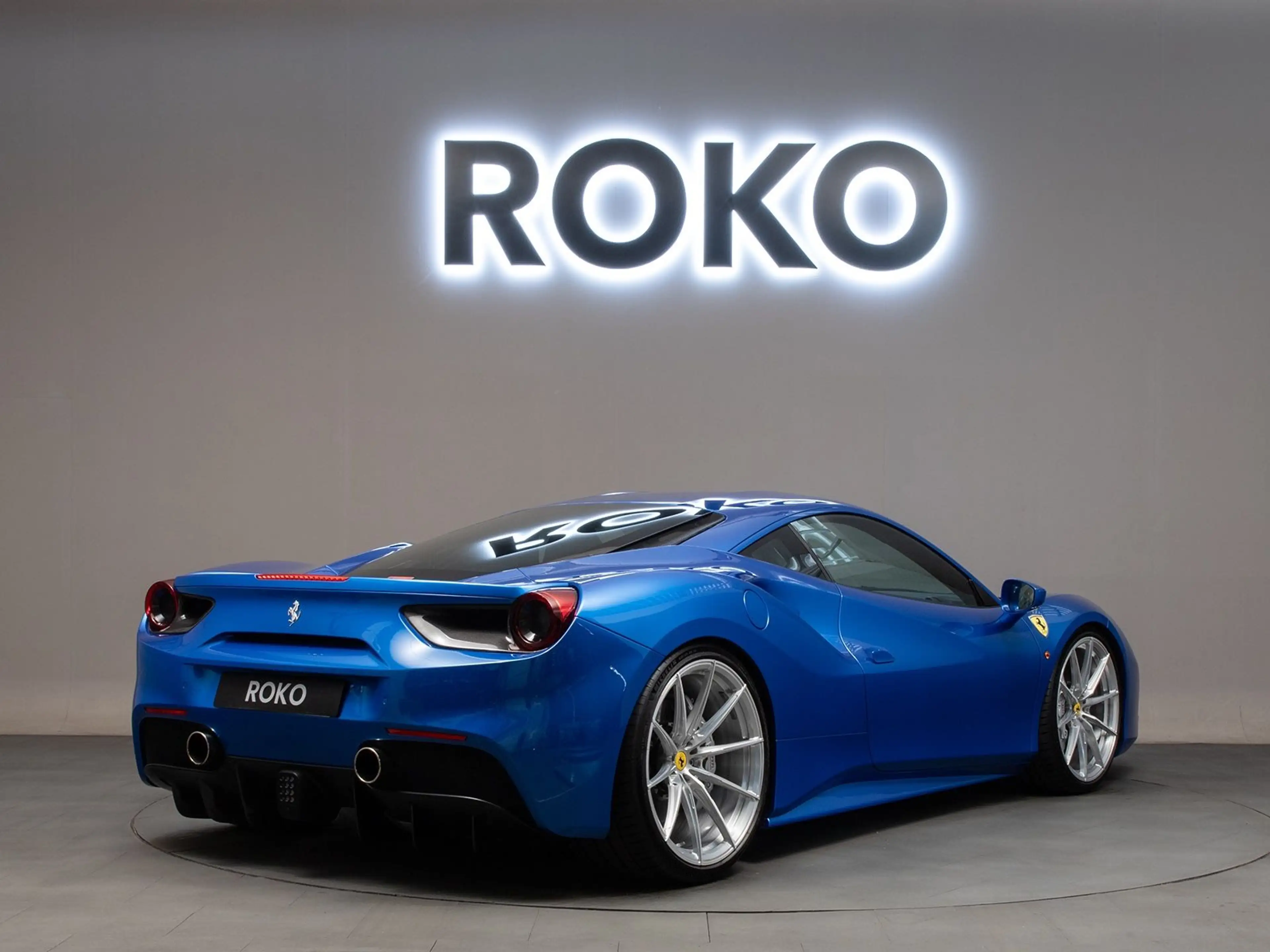 Ferrari 488 Coupé LIFT Carbon JBL Keramik CAM Leder — photo 7