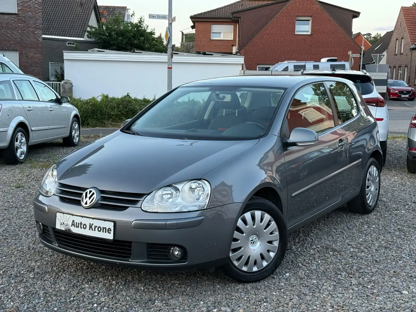 Volkswagen Golf V 1.4 Lim. Goal 2.Hand SHZ PDC Garantie TOP Grau - 1