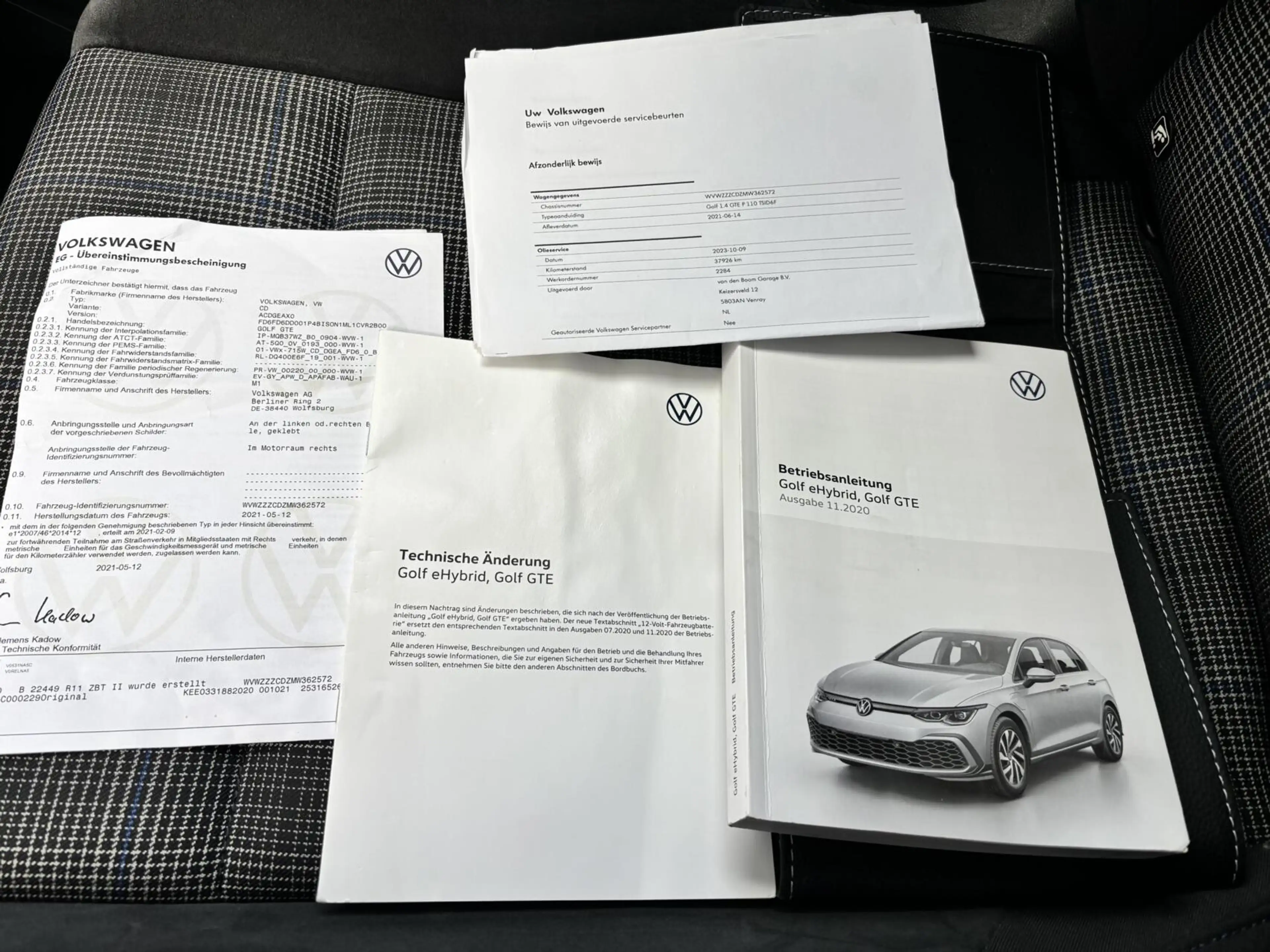 Volkswagen Golf GTE 1.4 eHybrid 245PK|Navi|Carplay|ACC|Virtual Cockpit — photo 14
