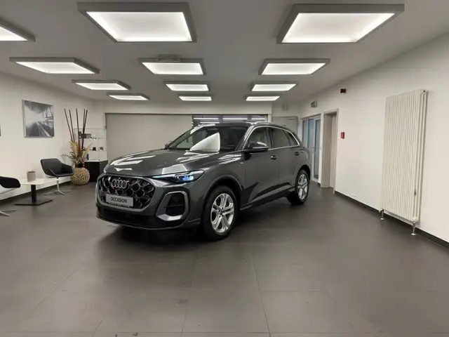 Audi Q5 SUV S line 204 CV 150 kW TFSI quattro S tronic