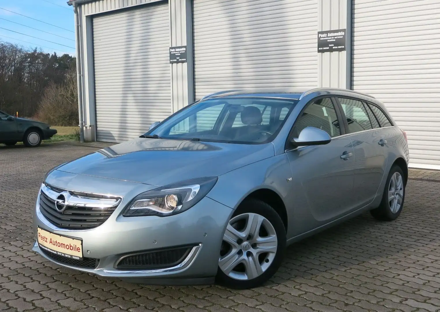 Opel Insignia A Sports Tourer Edition,Sitzh,Navi,2.Ha Argintiu - 1