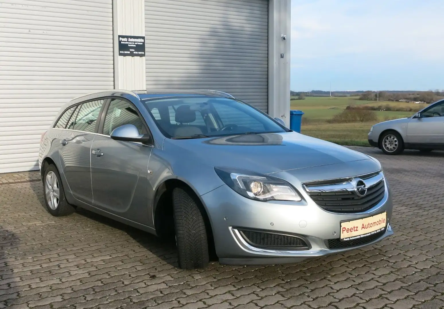 Opel Insignia A Sports Tourer Edition,Sitzh,Navi,2.Ha Argintiu - 2