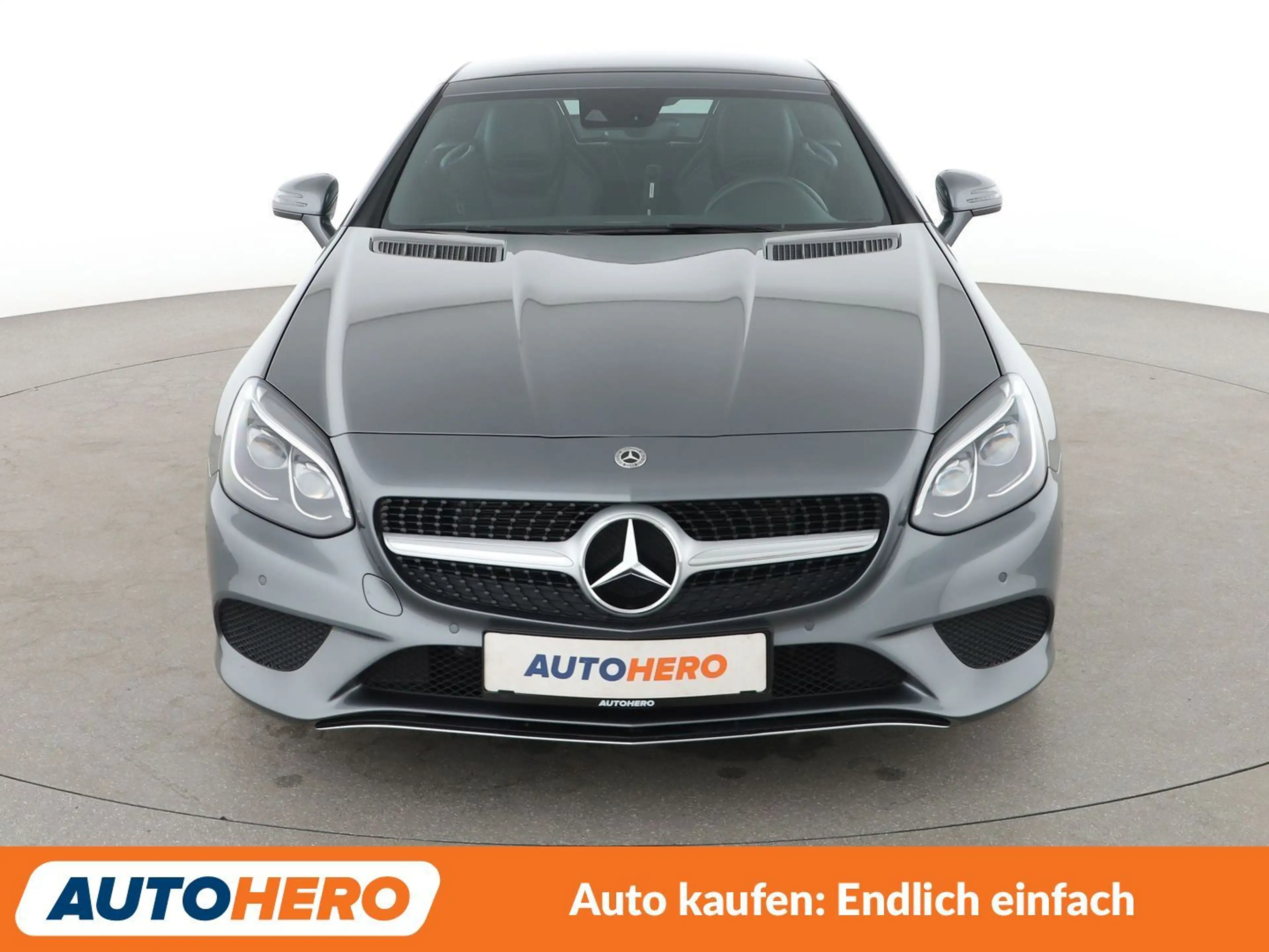 Mercedes-Benz SLC 300 300 Aut.*NAVI*PDC*TEMPO*SHZ* — photo 9