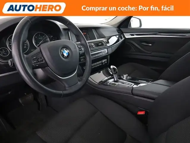 BMW 5 Series view 12